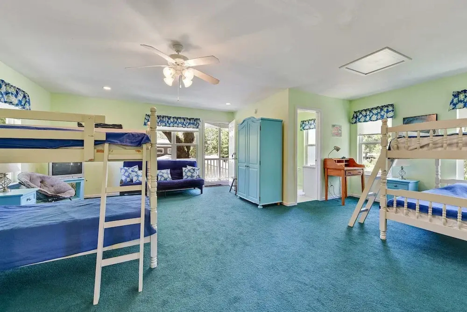Beach, Love, and Happiness - 4 Br Home