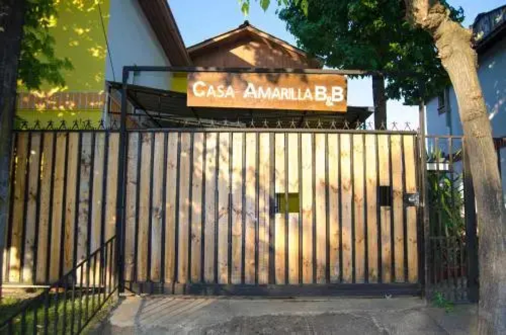 Hostal Casa Amarilla