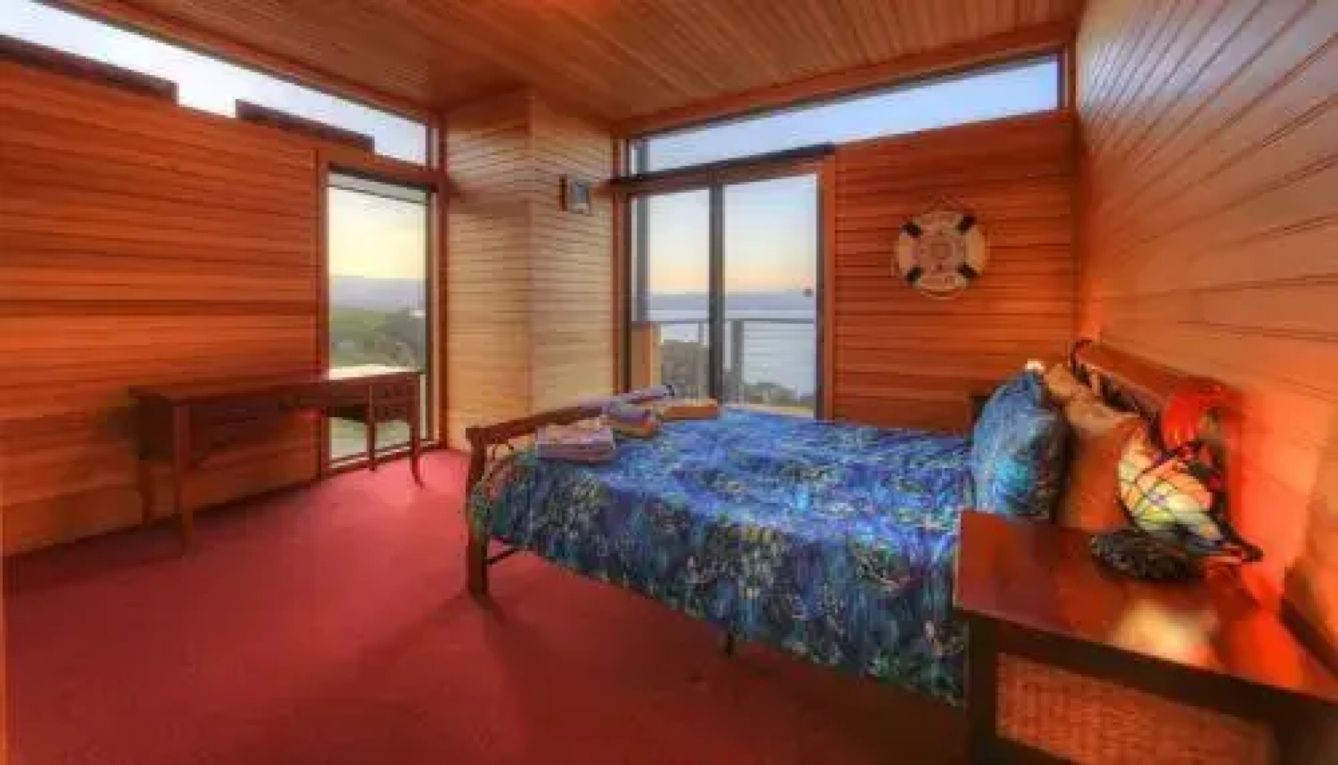 Captains Cabin Bligh Point on Bruny Island