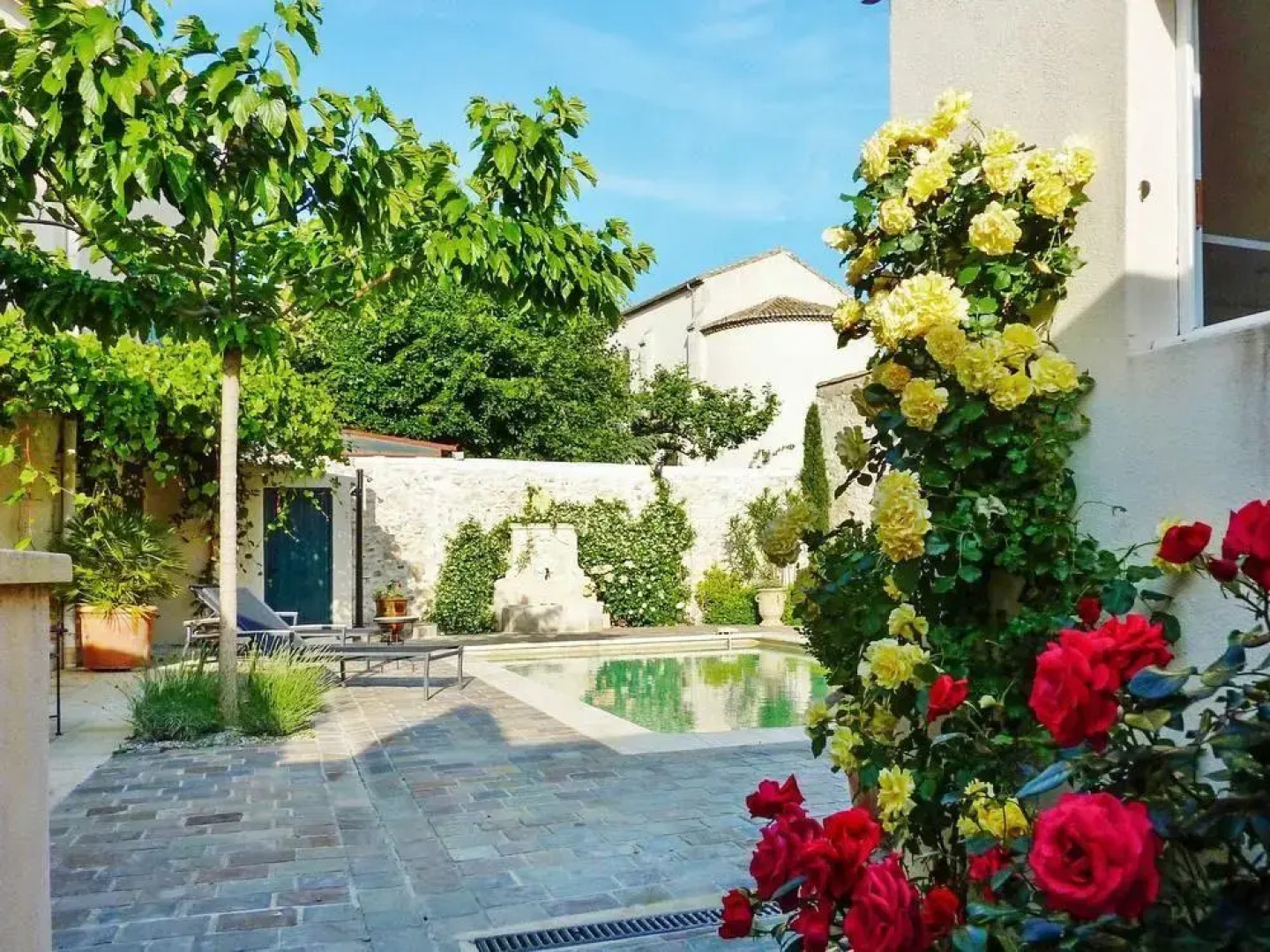 Holiday home Avenue Montmajour