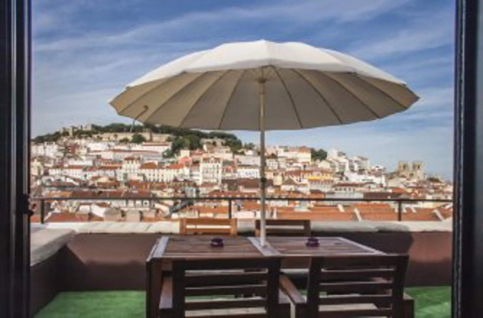 T Lisbon Rooms InSuites