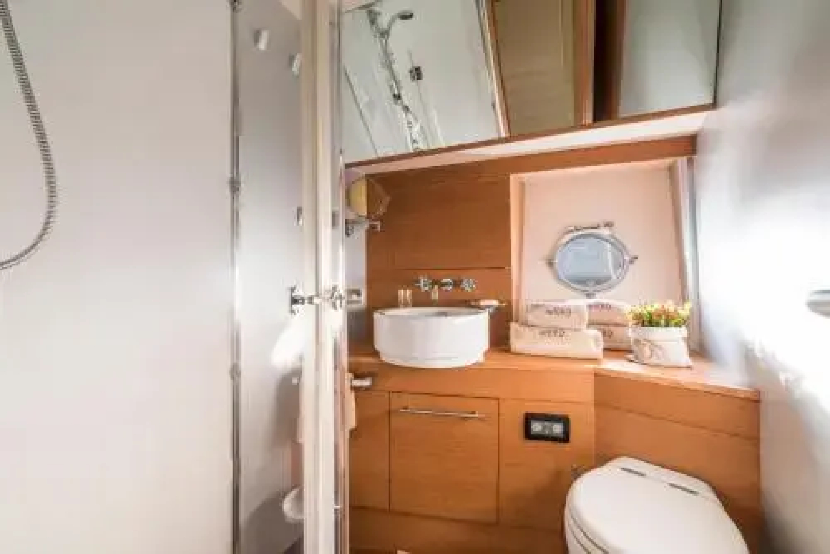 Capasecca Luxury Yacht