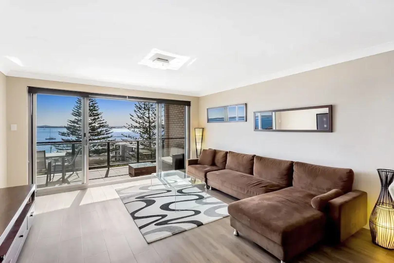 Ronald Avenue, Sundeck,  Unit 08, 51