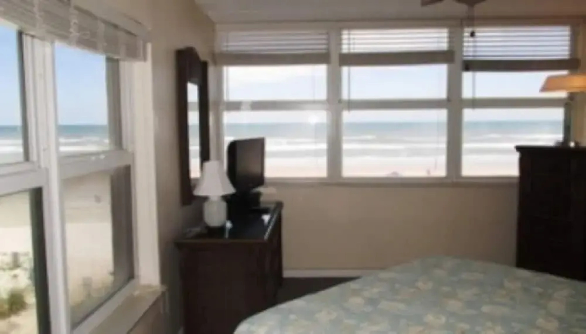 Traffic Free Beach  - 2BR 2 BA - 101 South Point