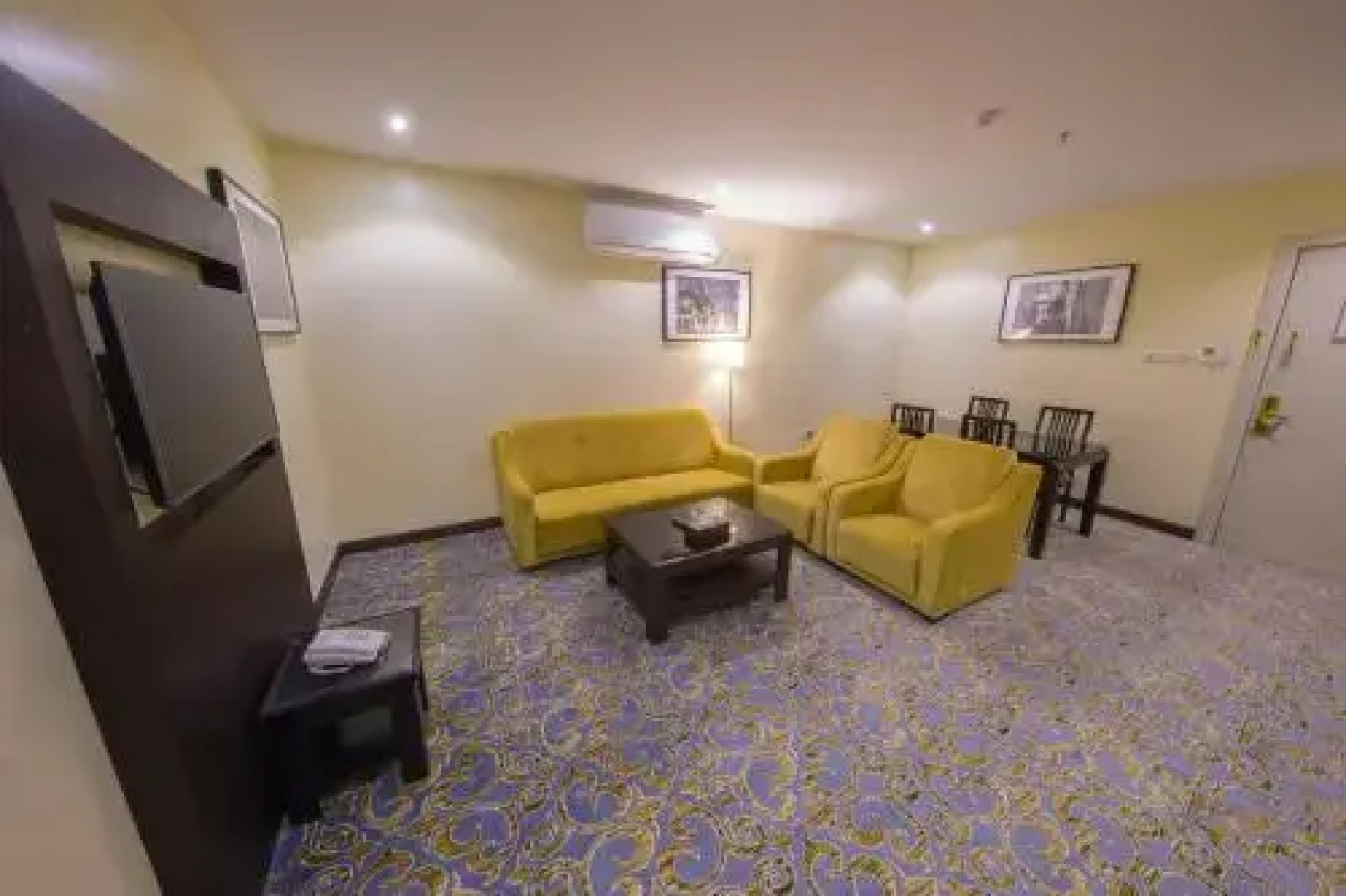 Rollins Hotel