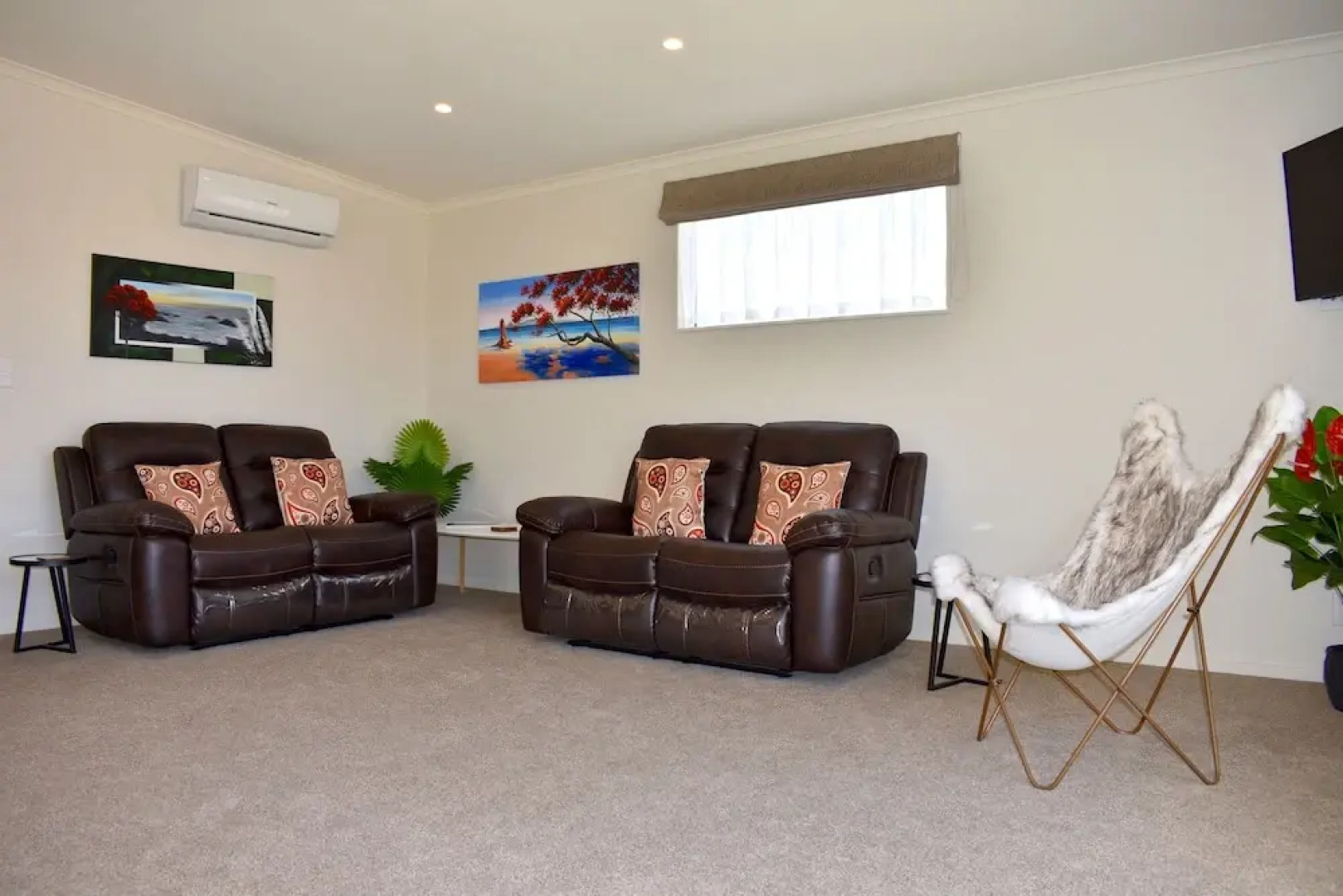 Red Robin Holiday Home