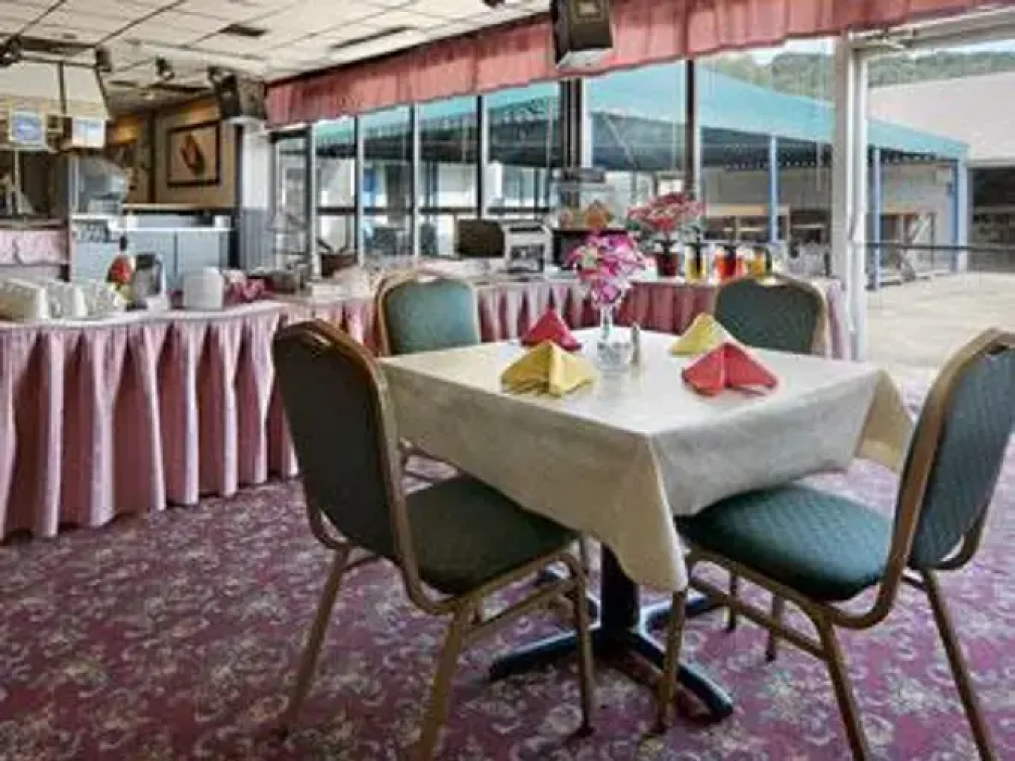 Days Inn Hotel & Conference Center - Meadville
