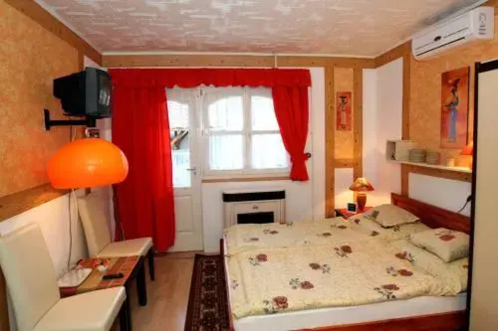 Castello Vendég és Apartmanház