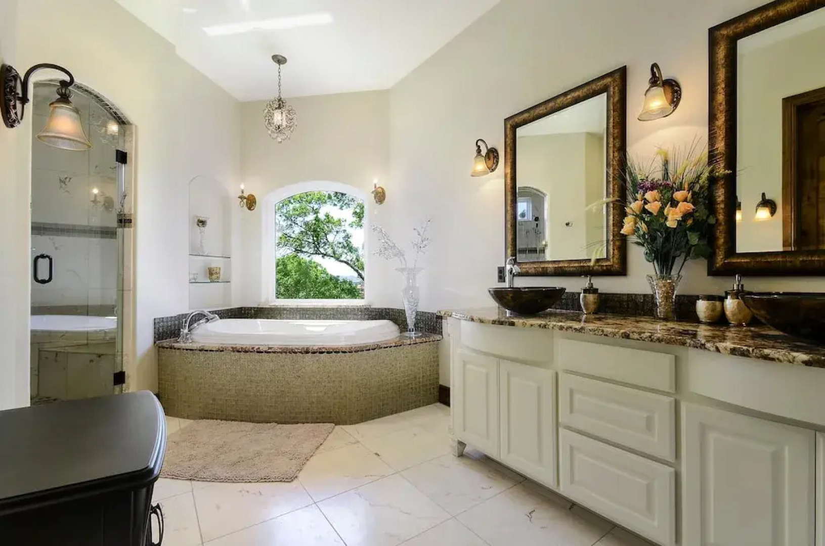 4BR 3 5BA Lake View Resort at the Hollows by RedAwning