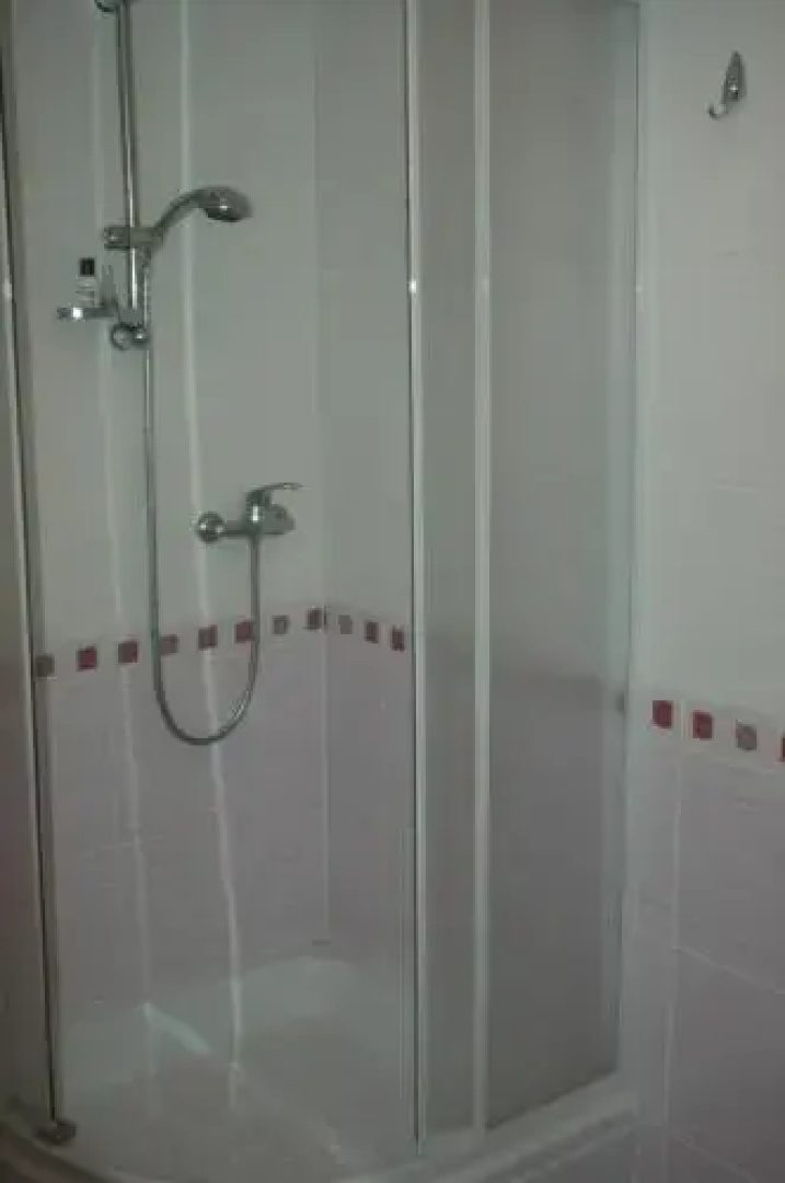 Golem Apartmanhaz