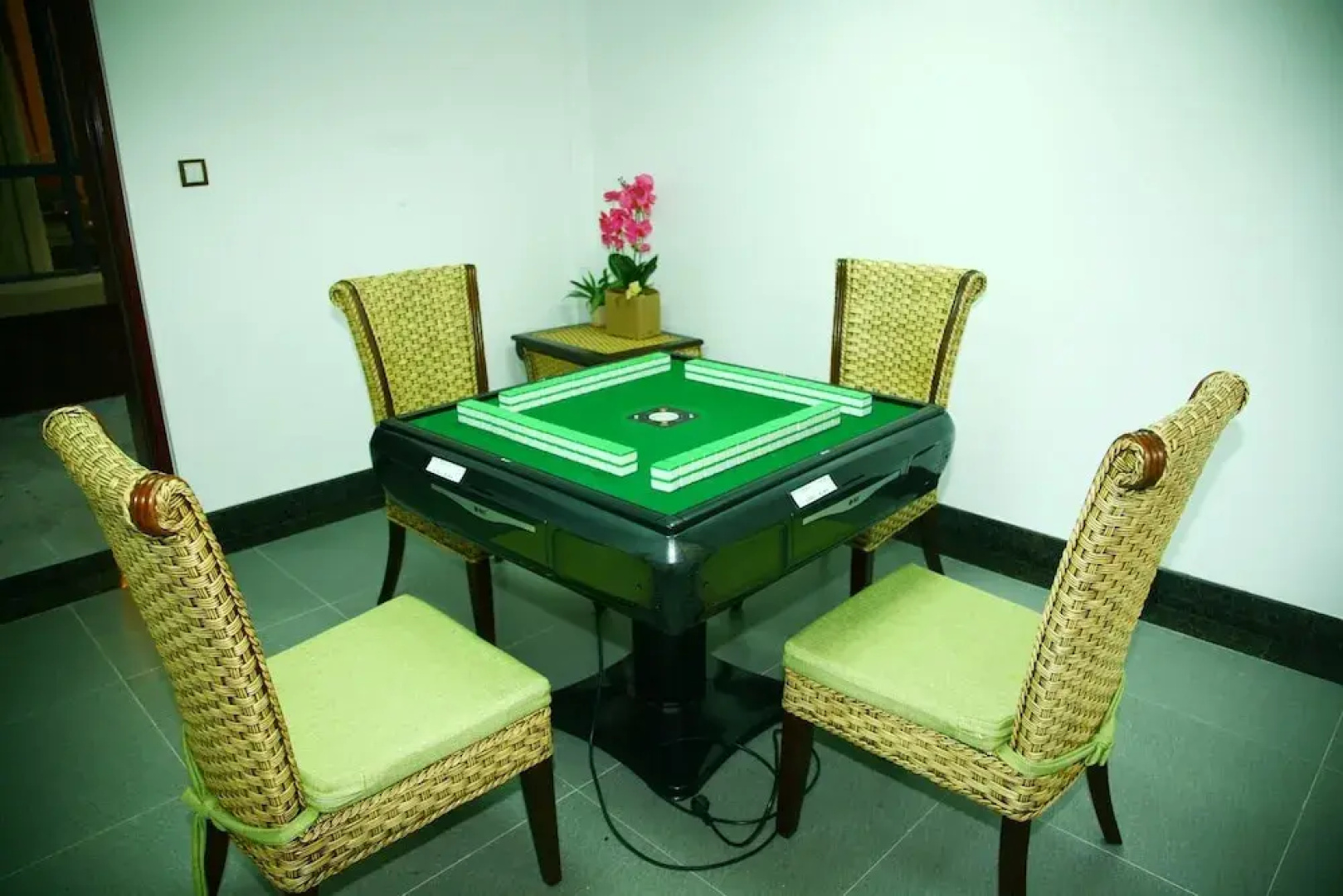 Yanoda Rainforest No.1 Hotel