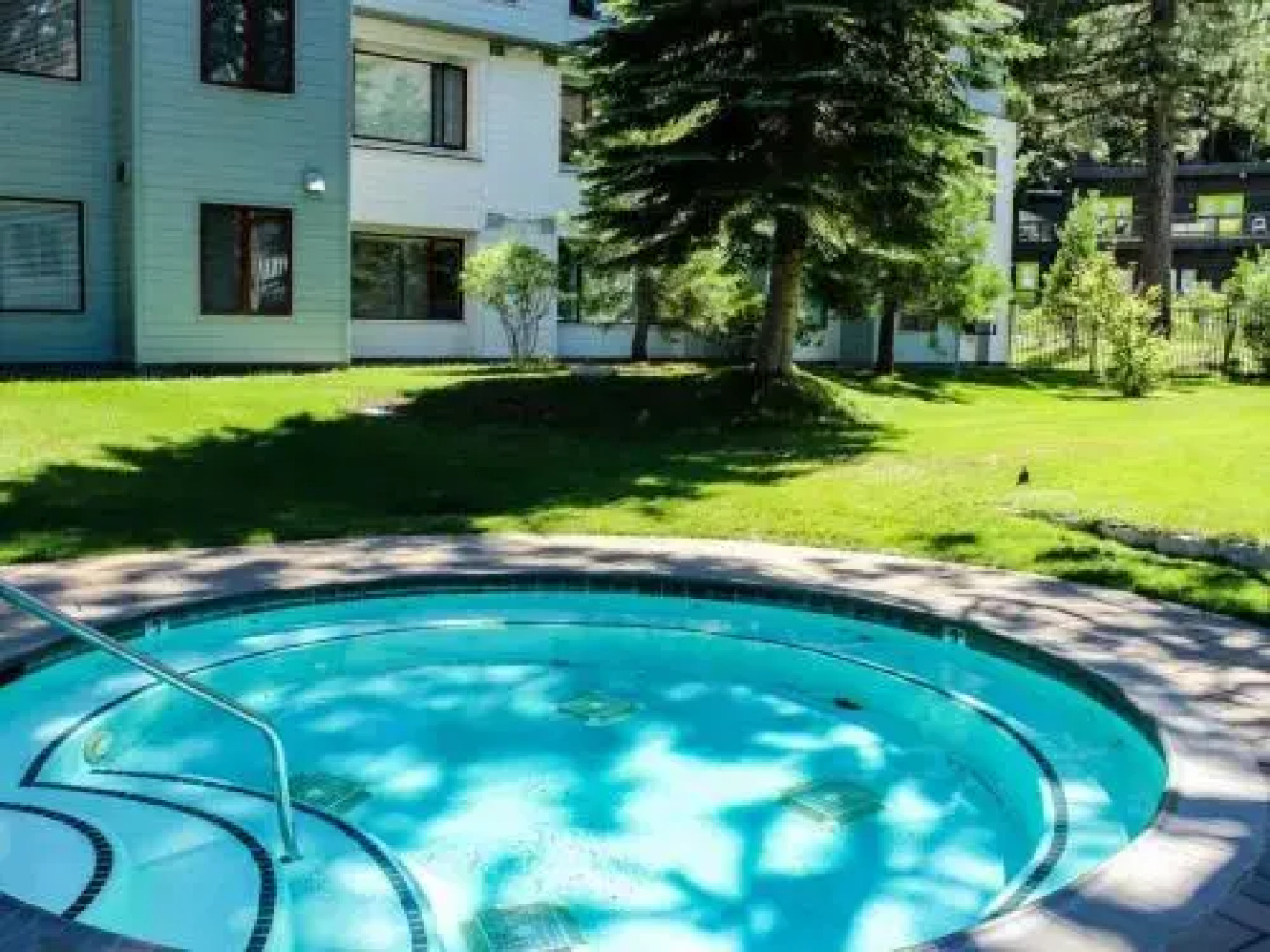 Ski-In Ski-Out Squaw Valley Lodge Slopeside Townhome