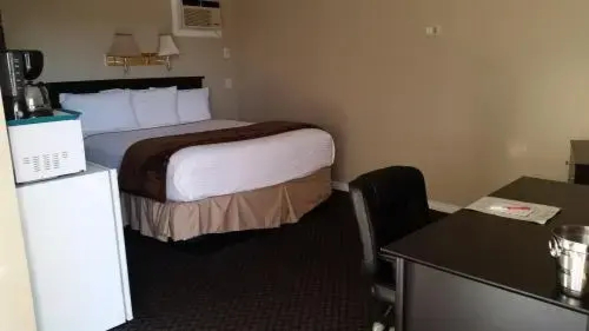 Middleton Motel & Suites