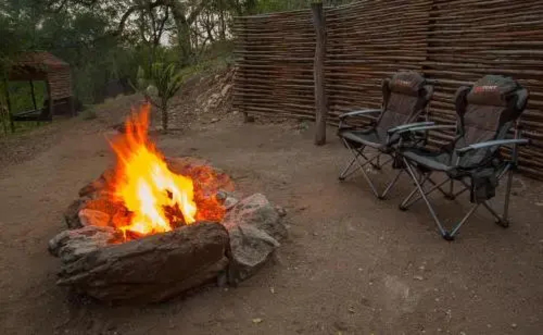 Ximongwe River Camp - HIPPO Cottage