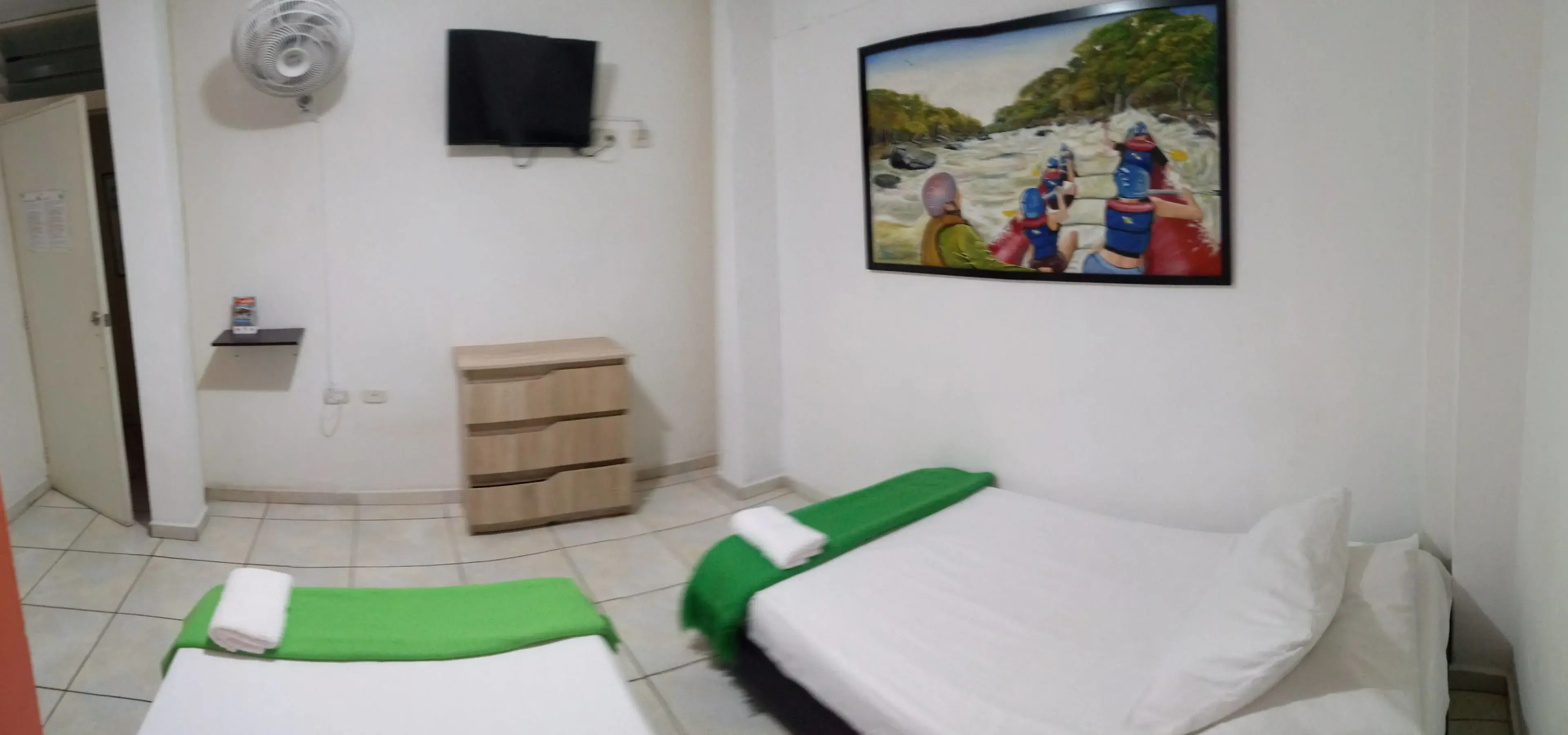 Guernika Hostel