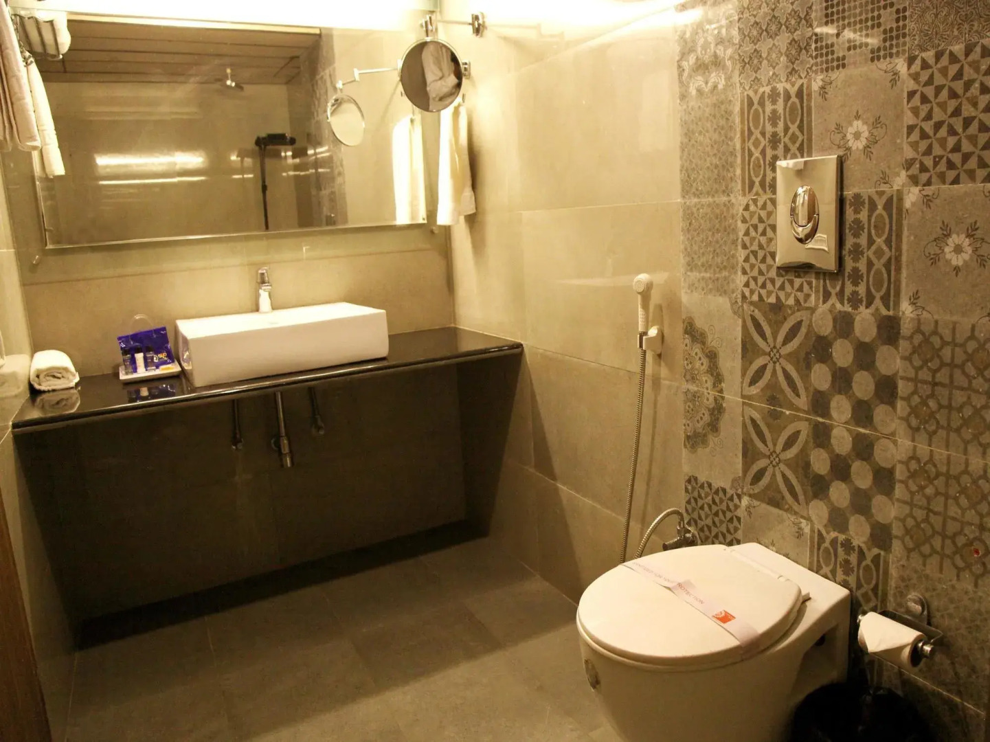 Hotel Ajay International