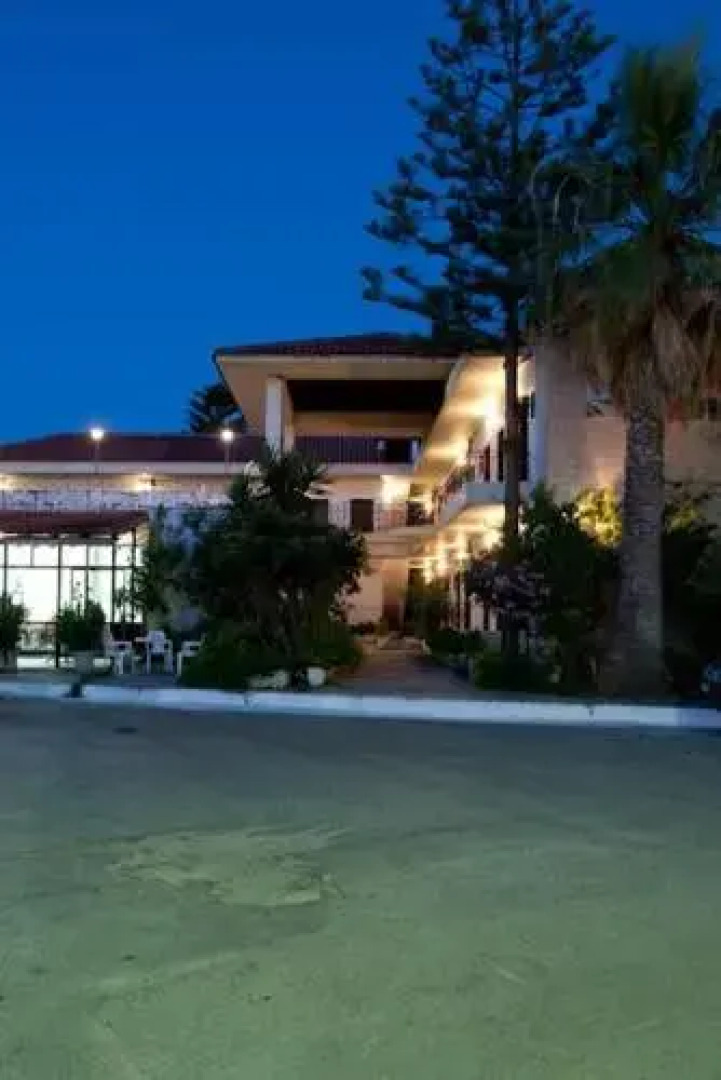 Hotel Finikounda