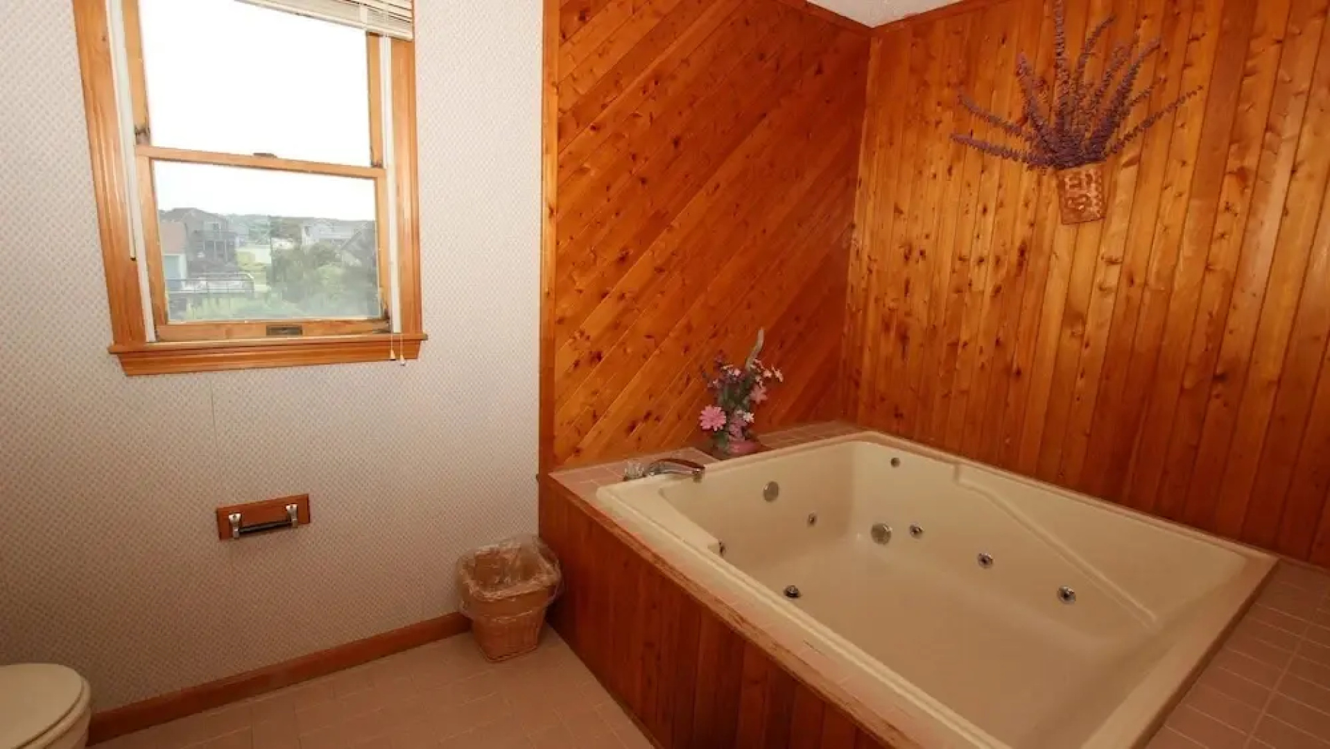 Dolphin Watch - 4 Br Home