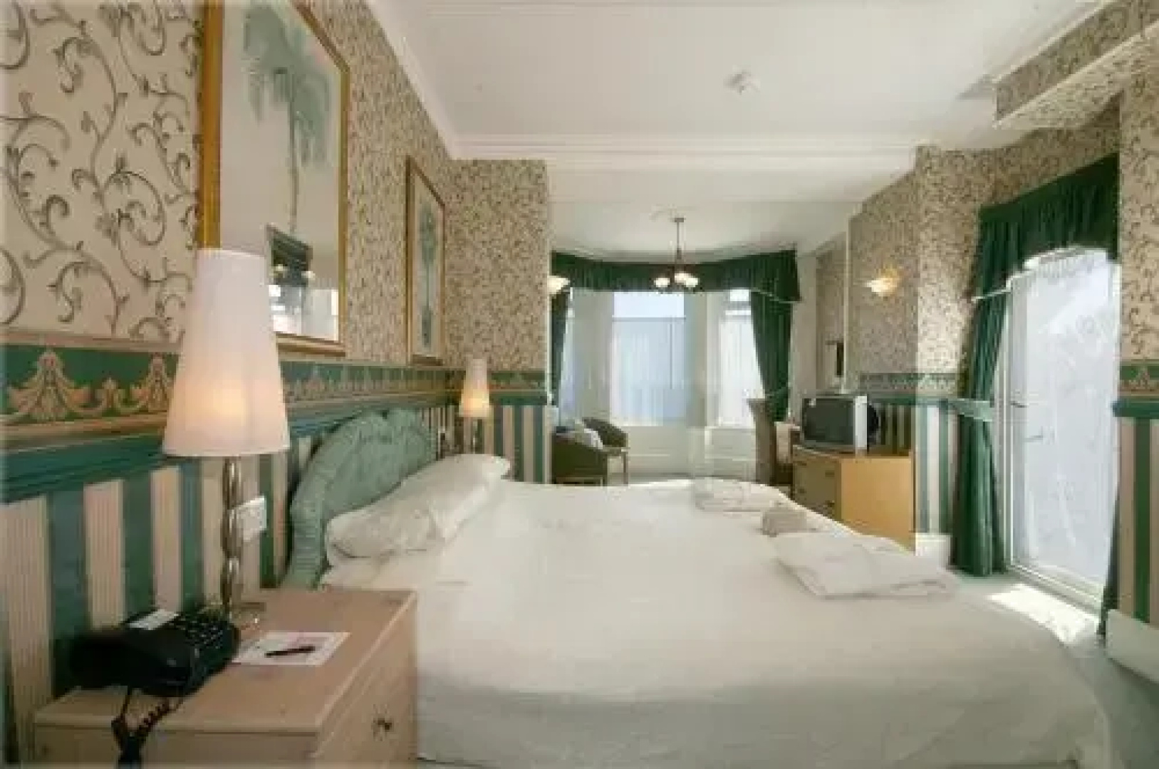 Fieldhead Hotel