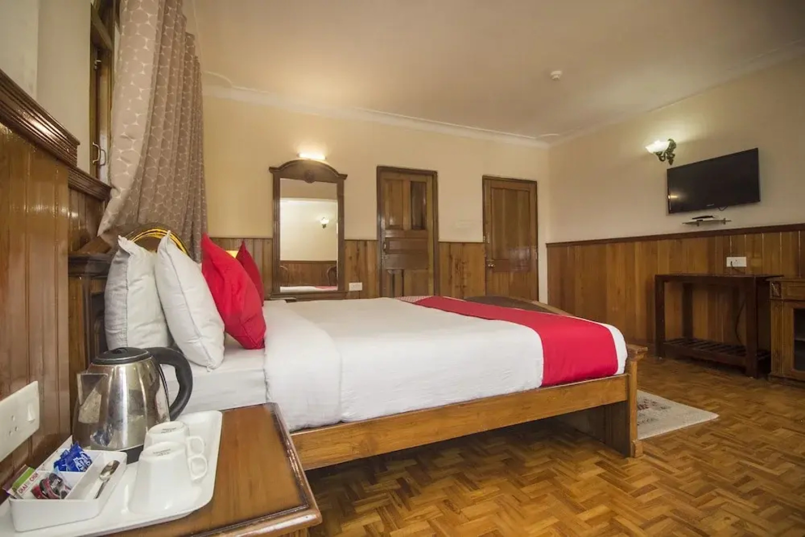Five Elements De Villa Hotel