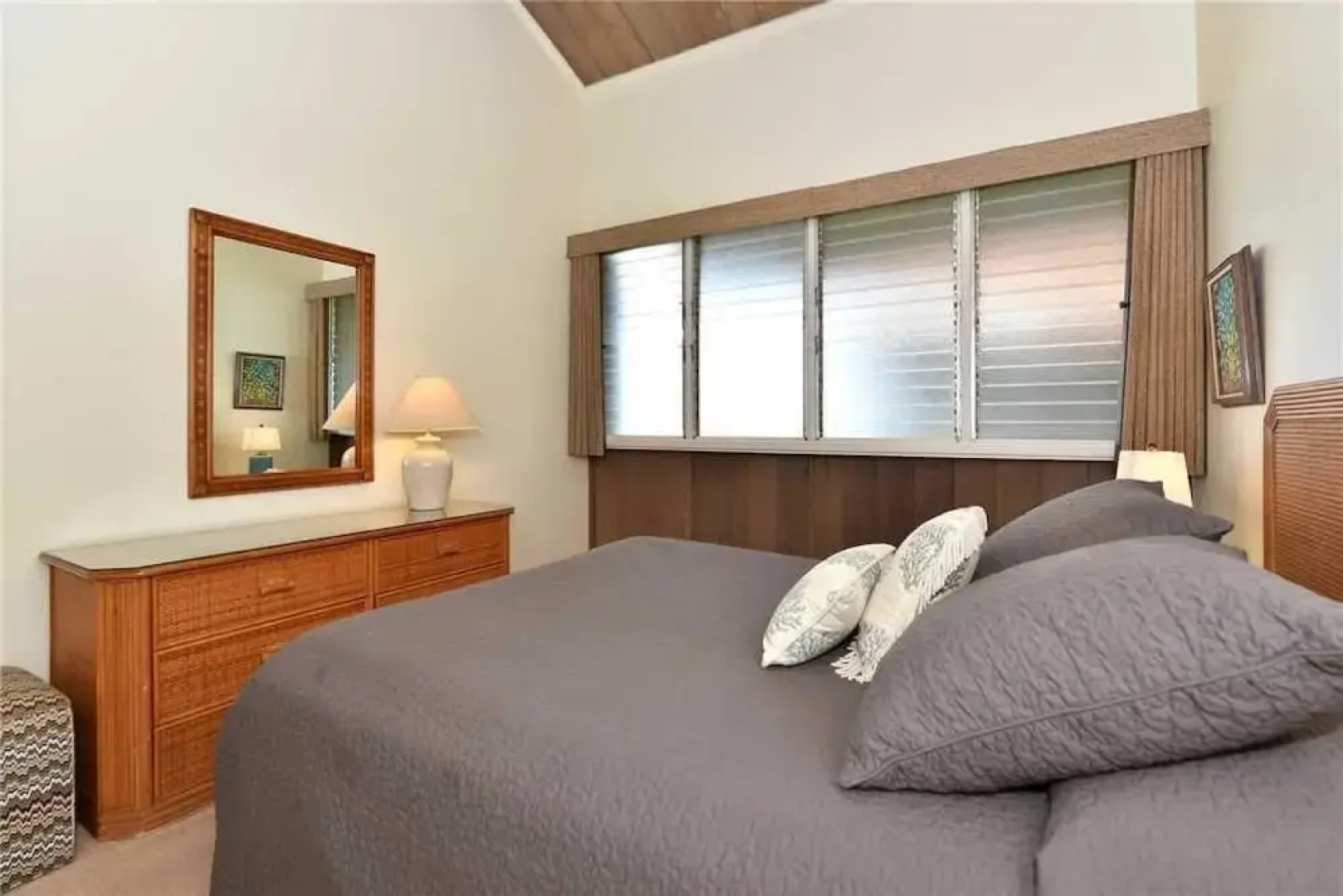 Hale Kai 204 by RedAwning