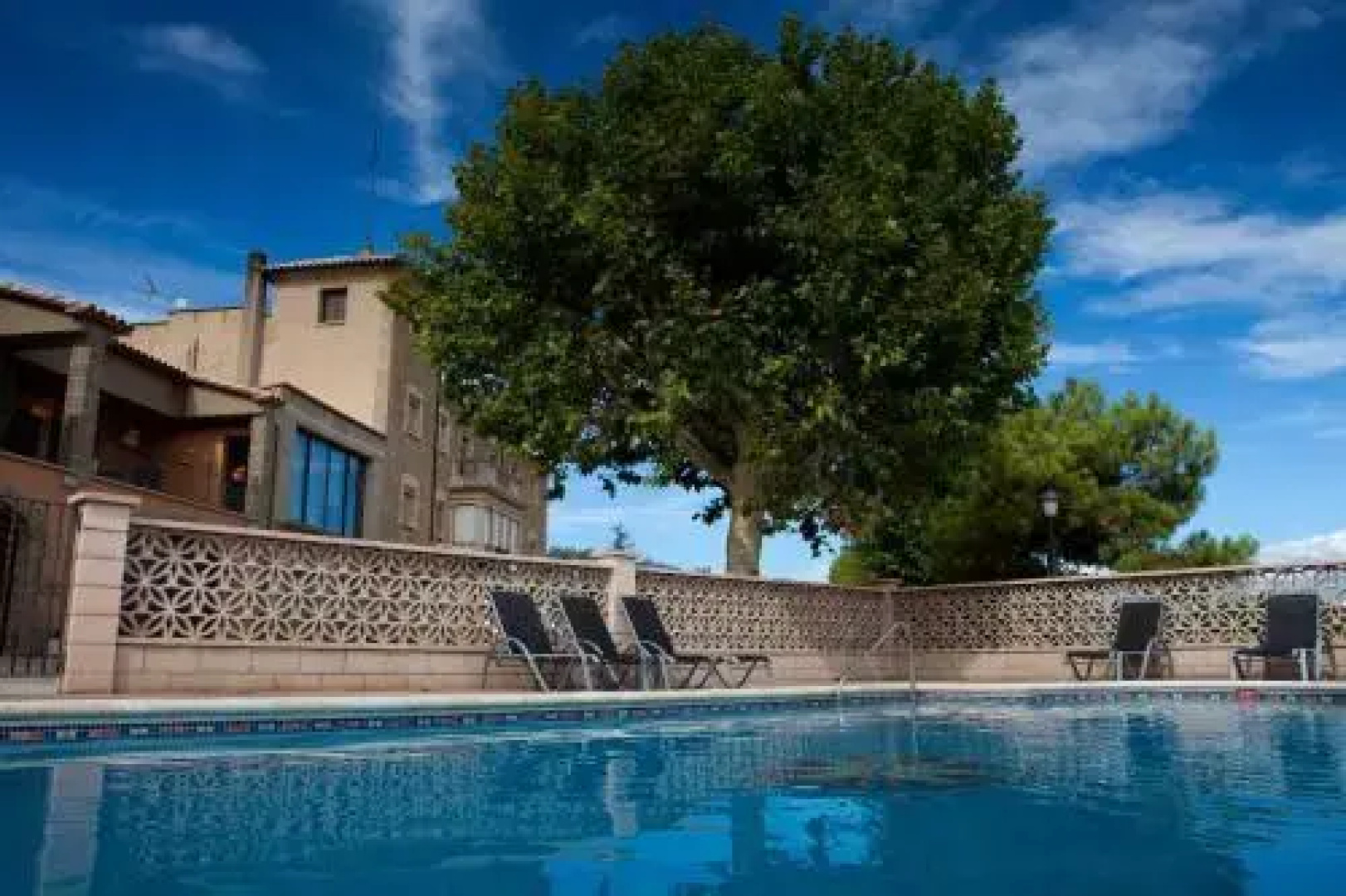 Apartaments Forn de Su