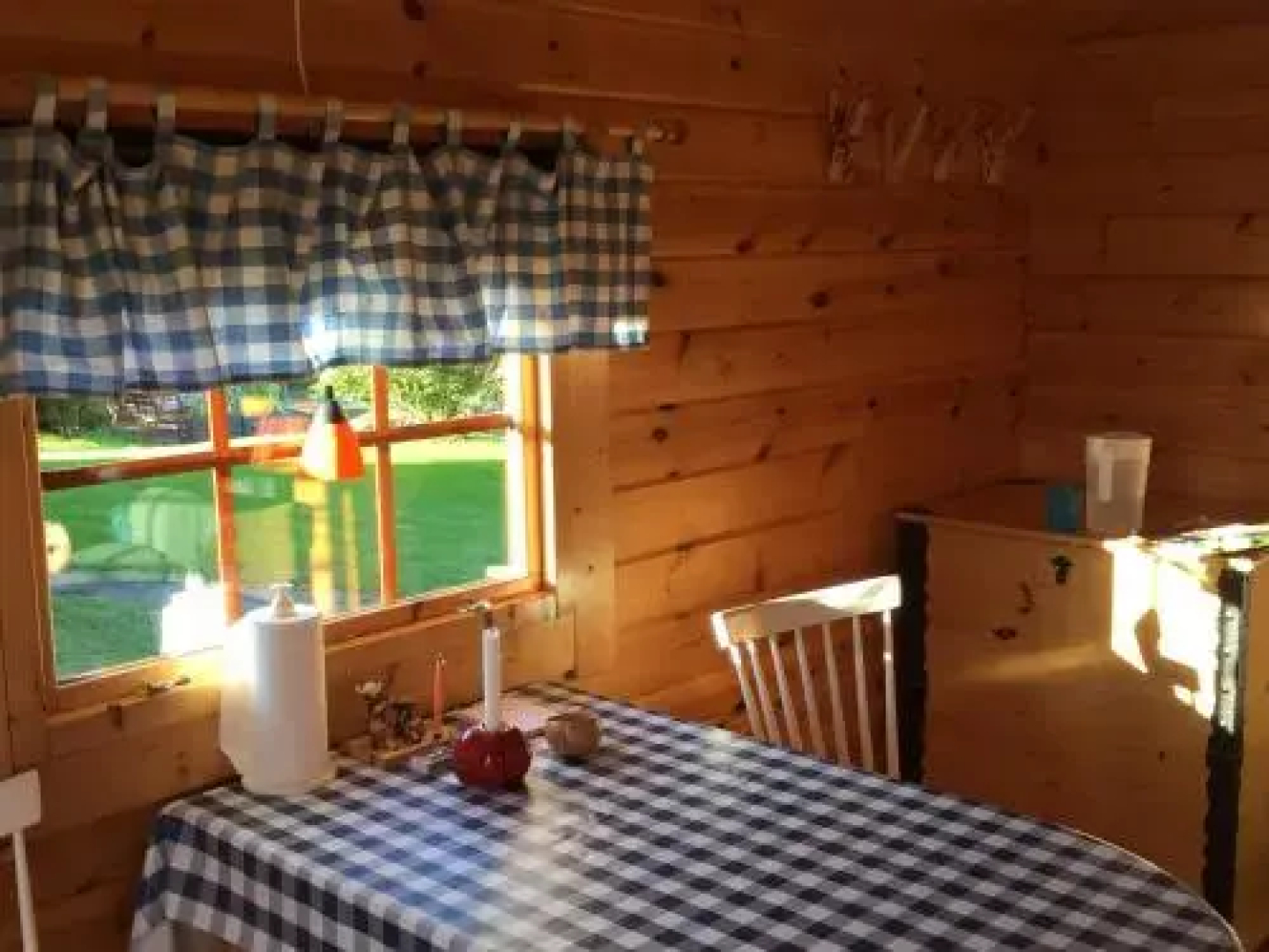 Stuga vid Hedenäsets stencafé