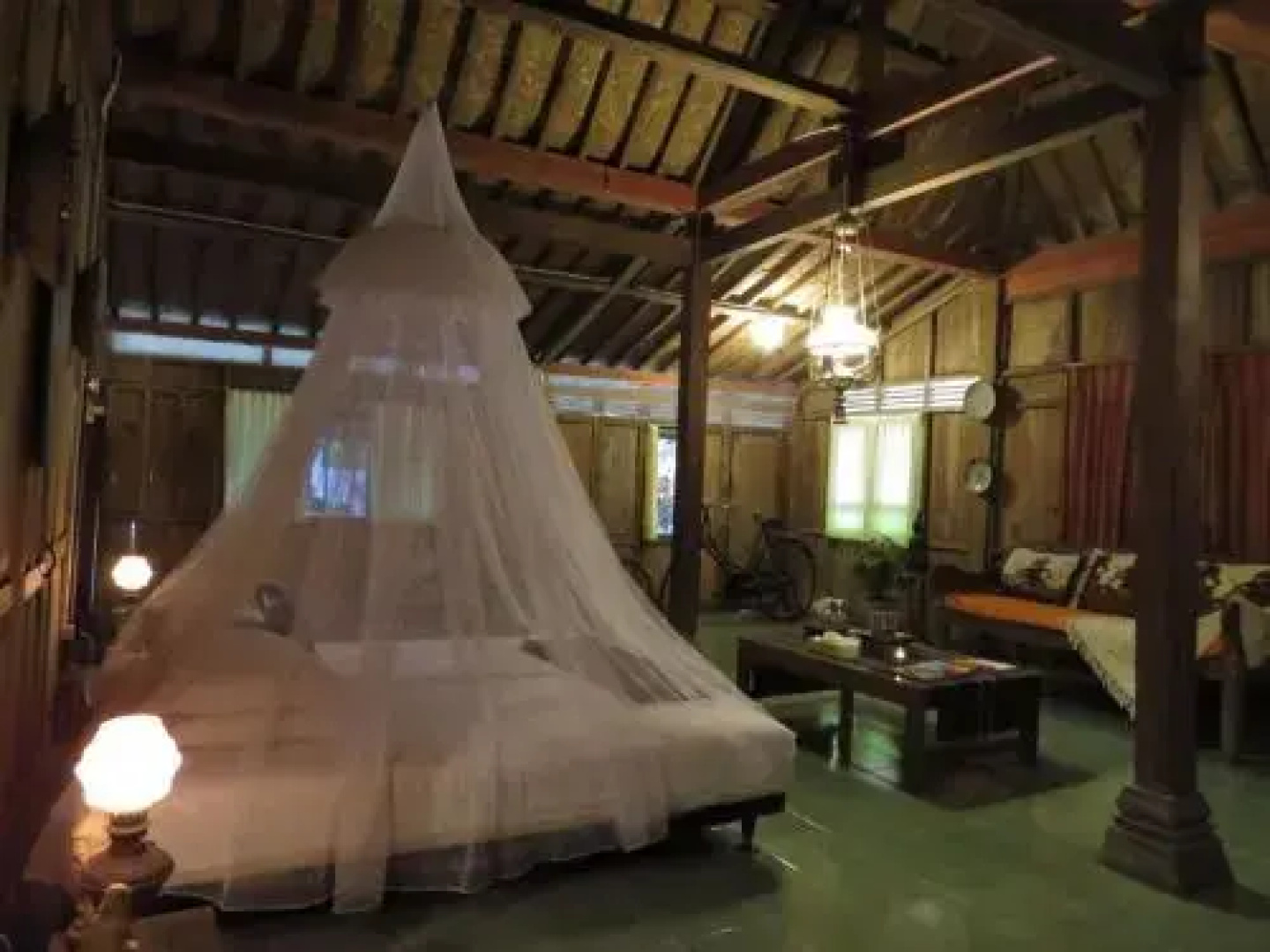 Rumah Limasan Jawa Homestay