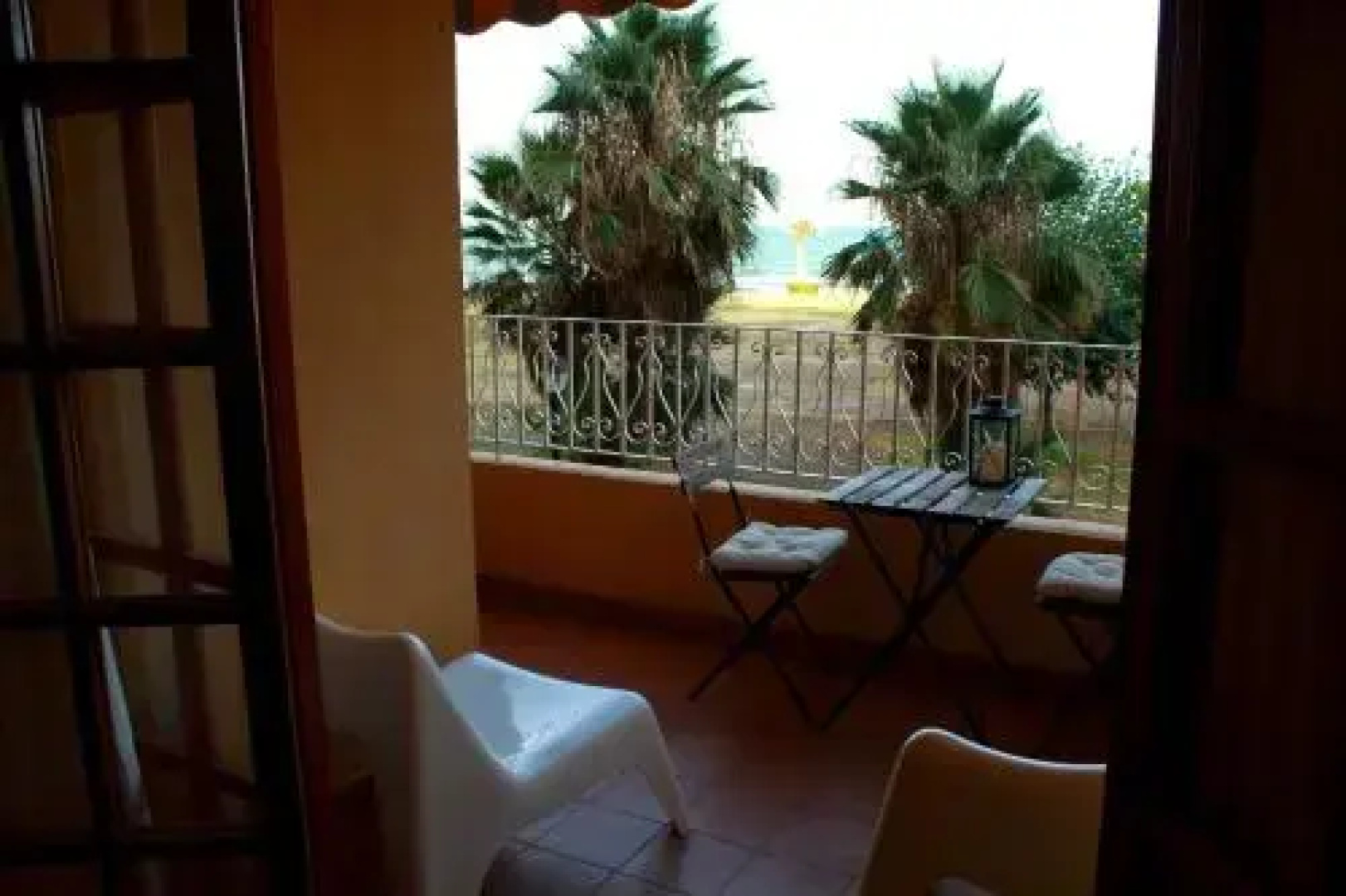 La Huerta Beach Flat