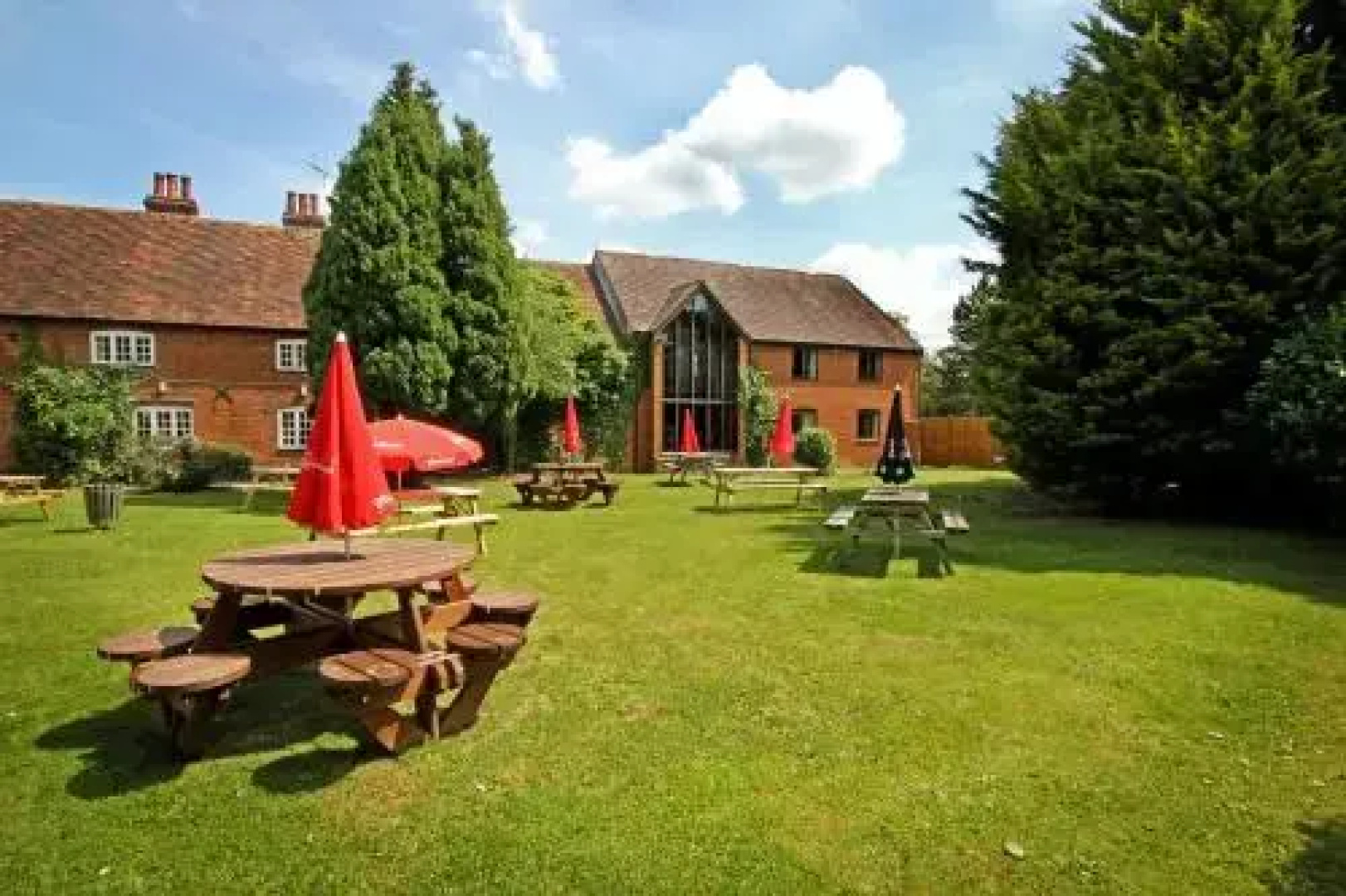 Innkeepers Lodge Hook