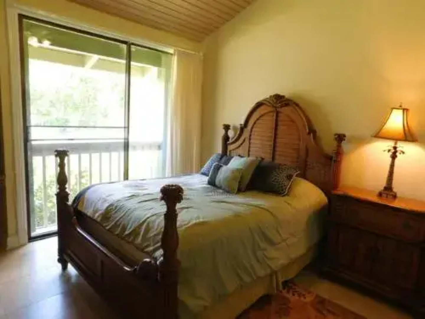 Red Ginger 57 - 1 Br Condo