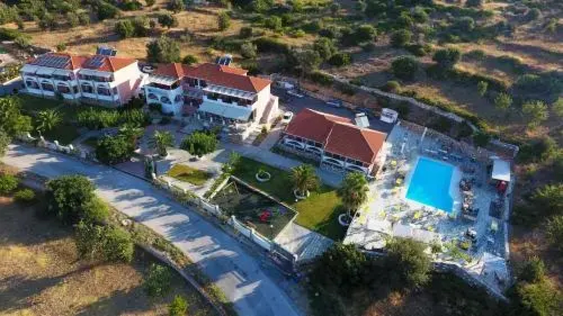 Saint George Hotel & Rooms
