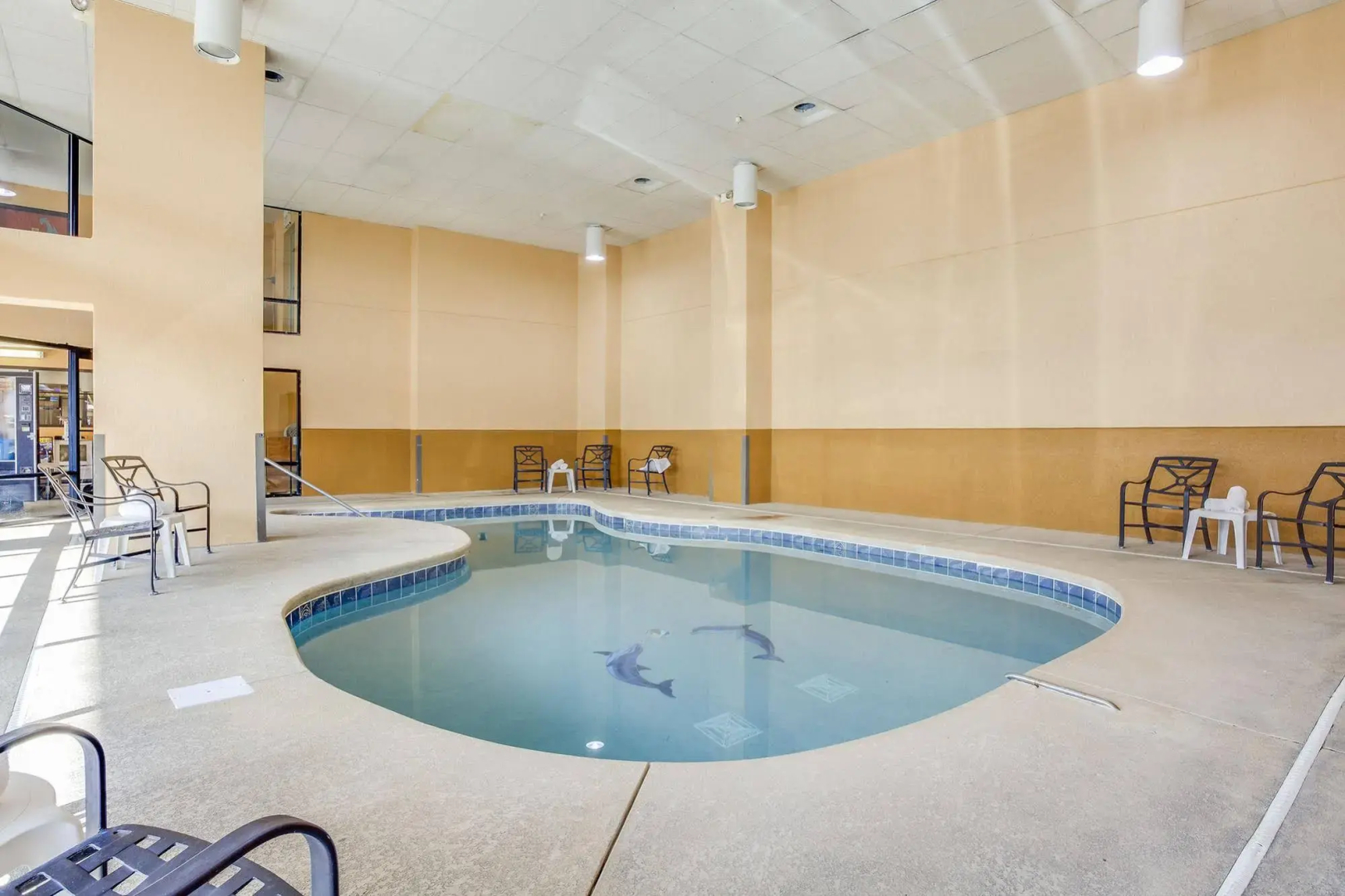 Mountain Vista Inn & Suites