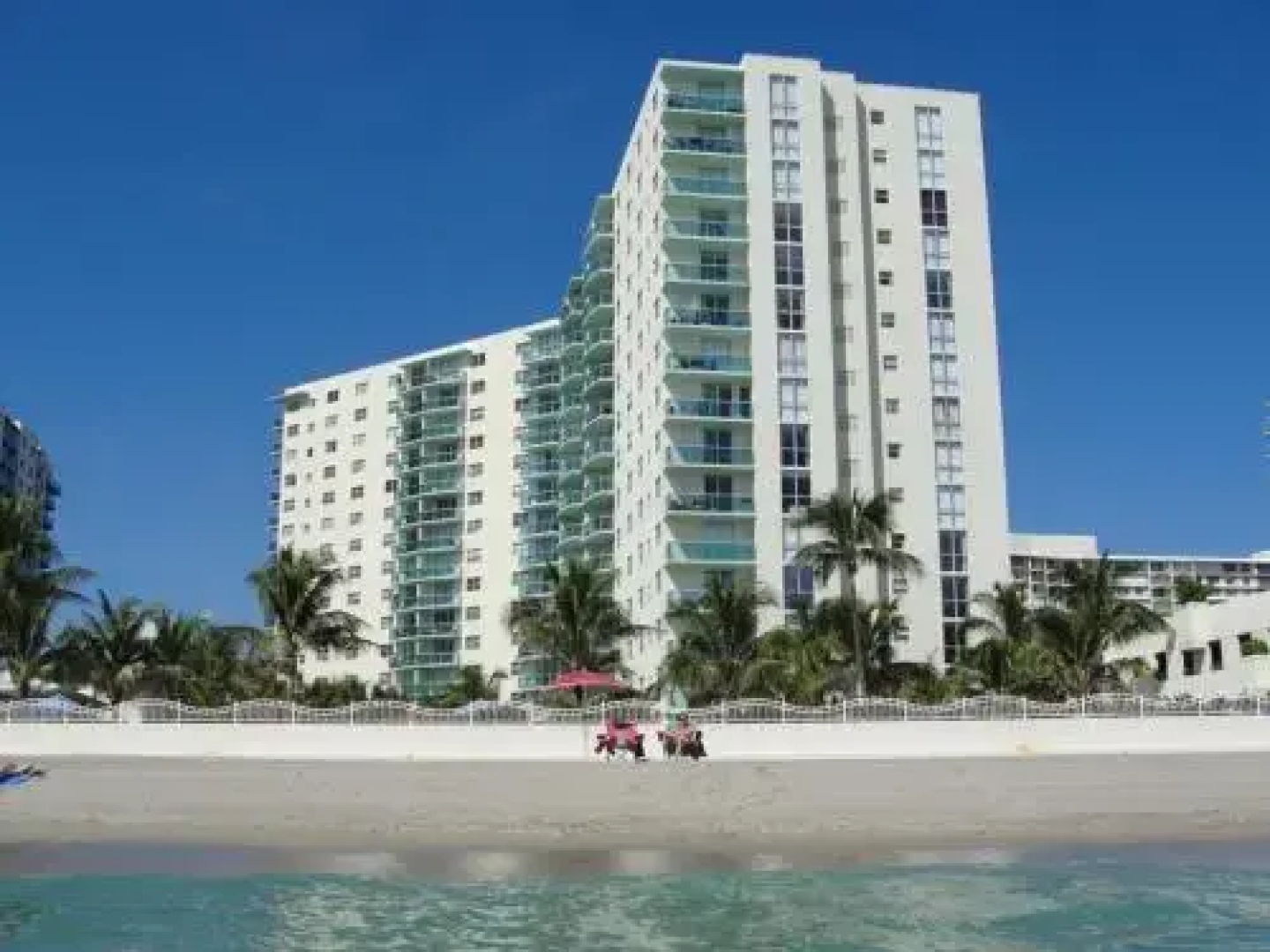 Beautiful Apartment On The Beach!