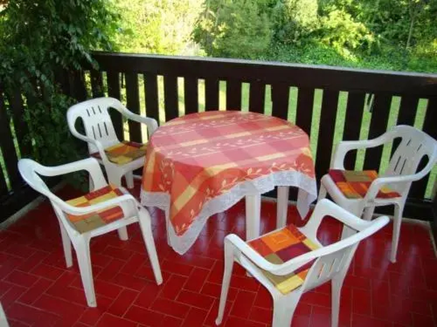 Gyöngyvirág Vendégház