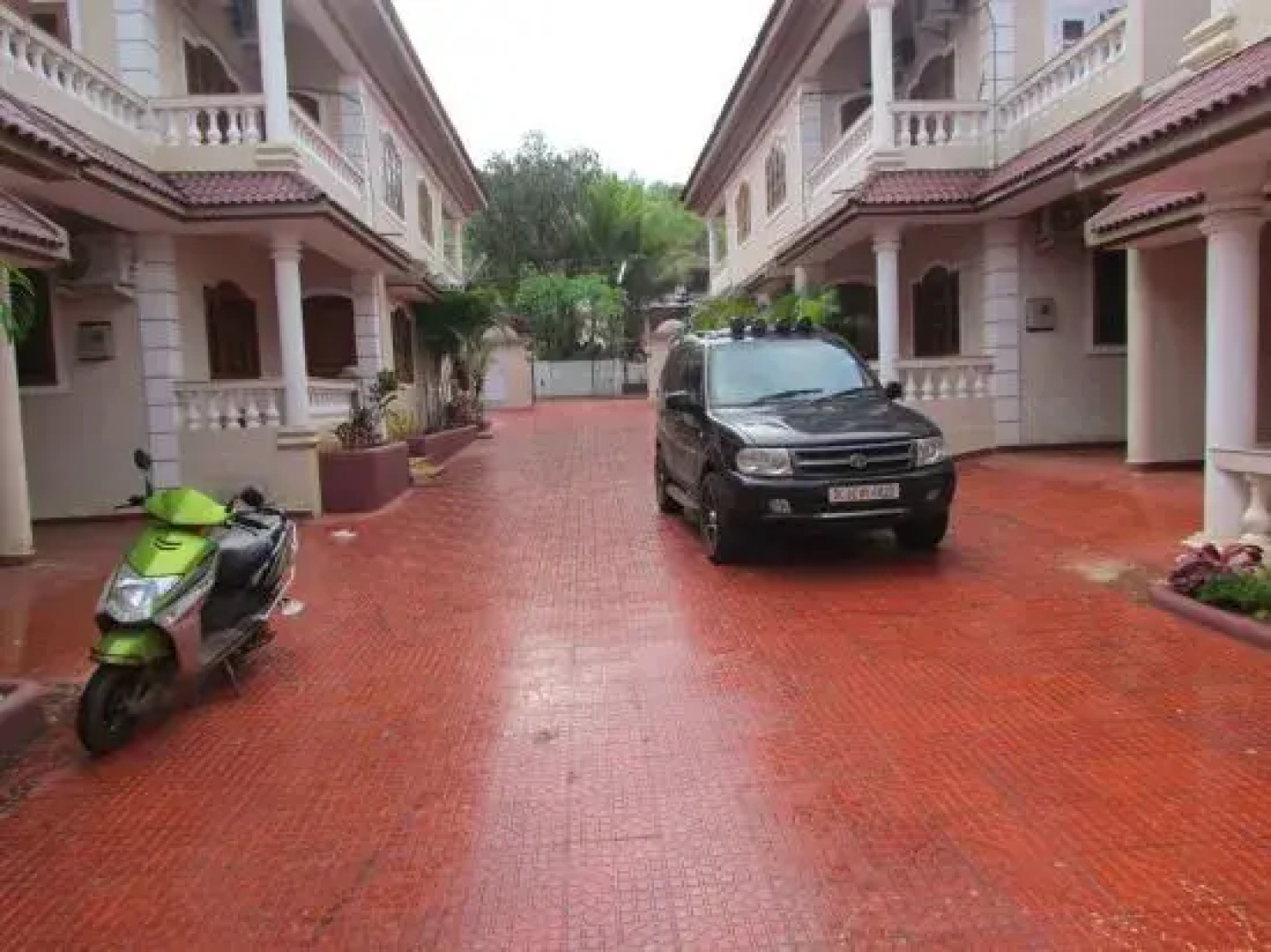 Parth Holiday Home