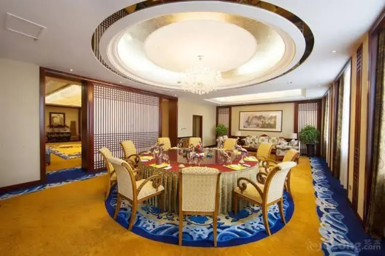 Chunyi Hotel