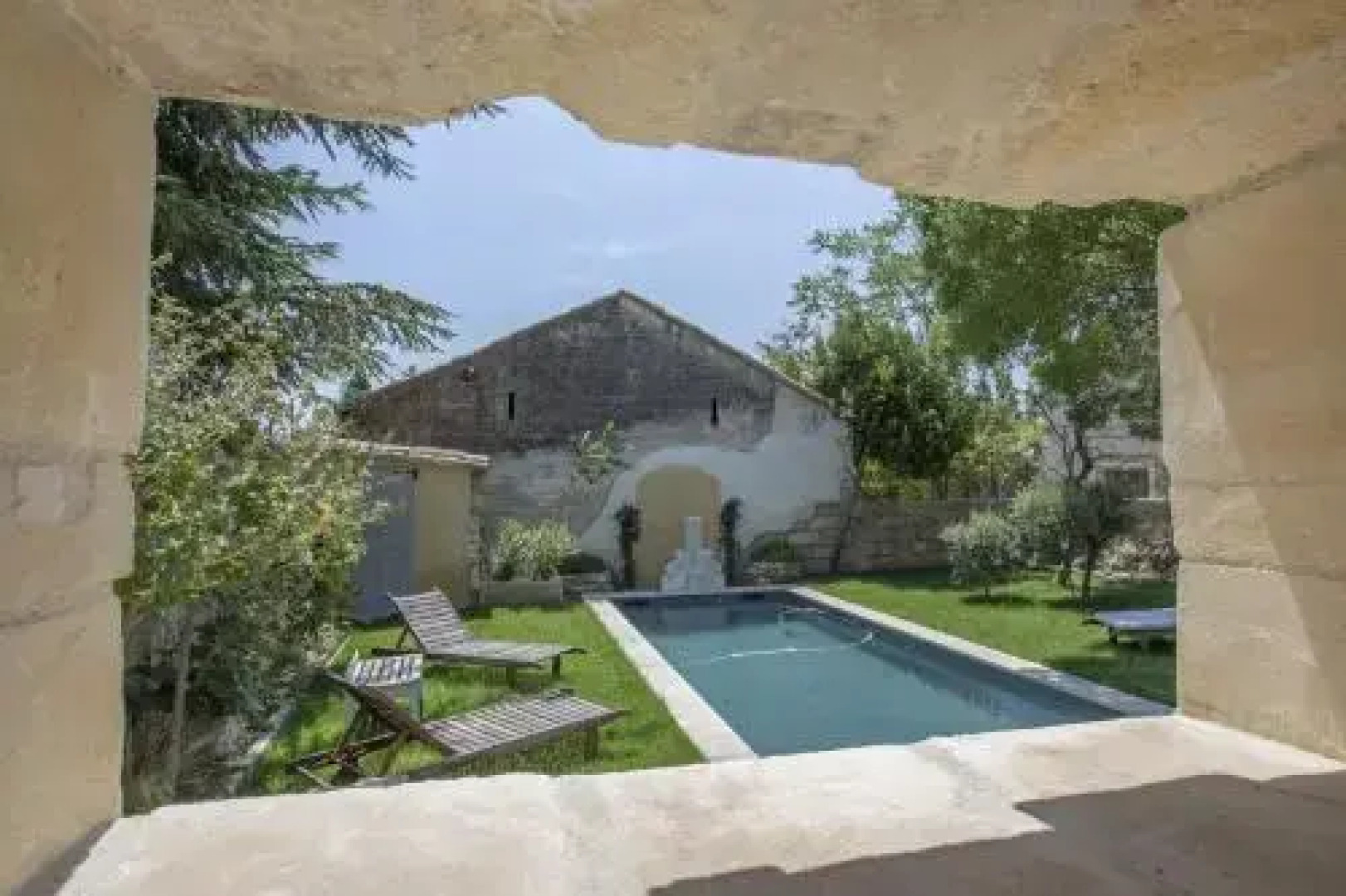 La Maison Des Baux Arts