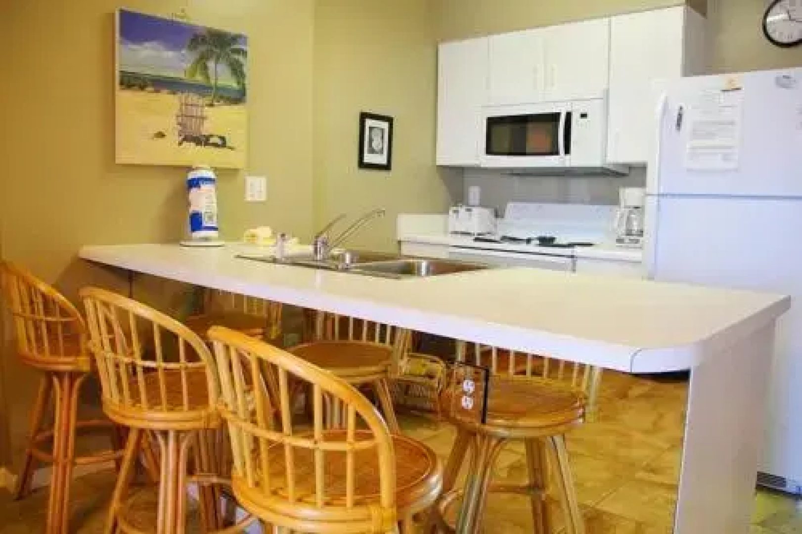 Tradewinds 302 1 Bedroom Condo by RedAwning Orange Beach