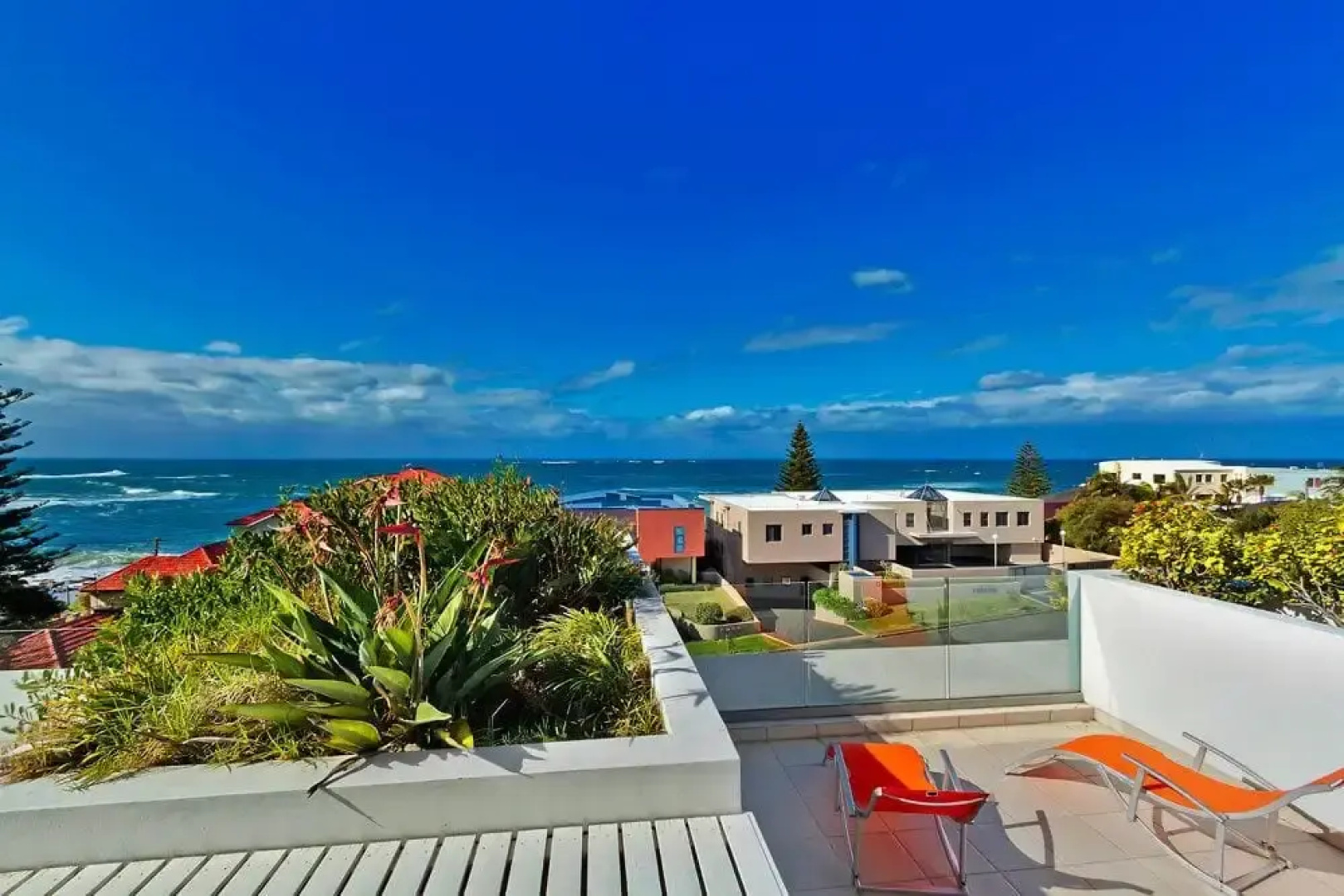Catalina Luxury Apartments 9