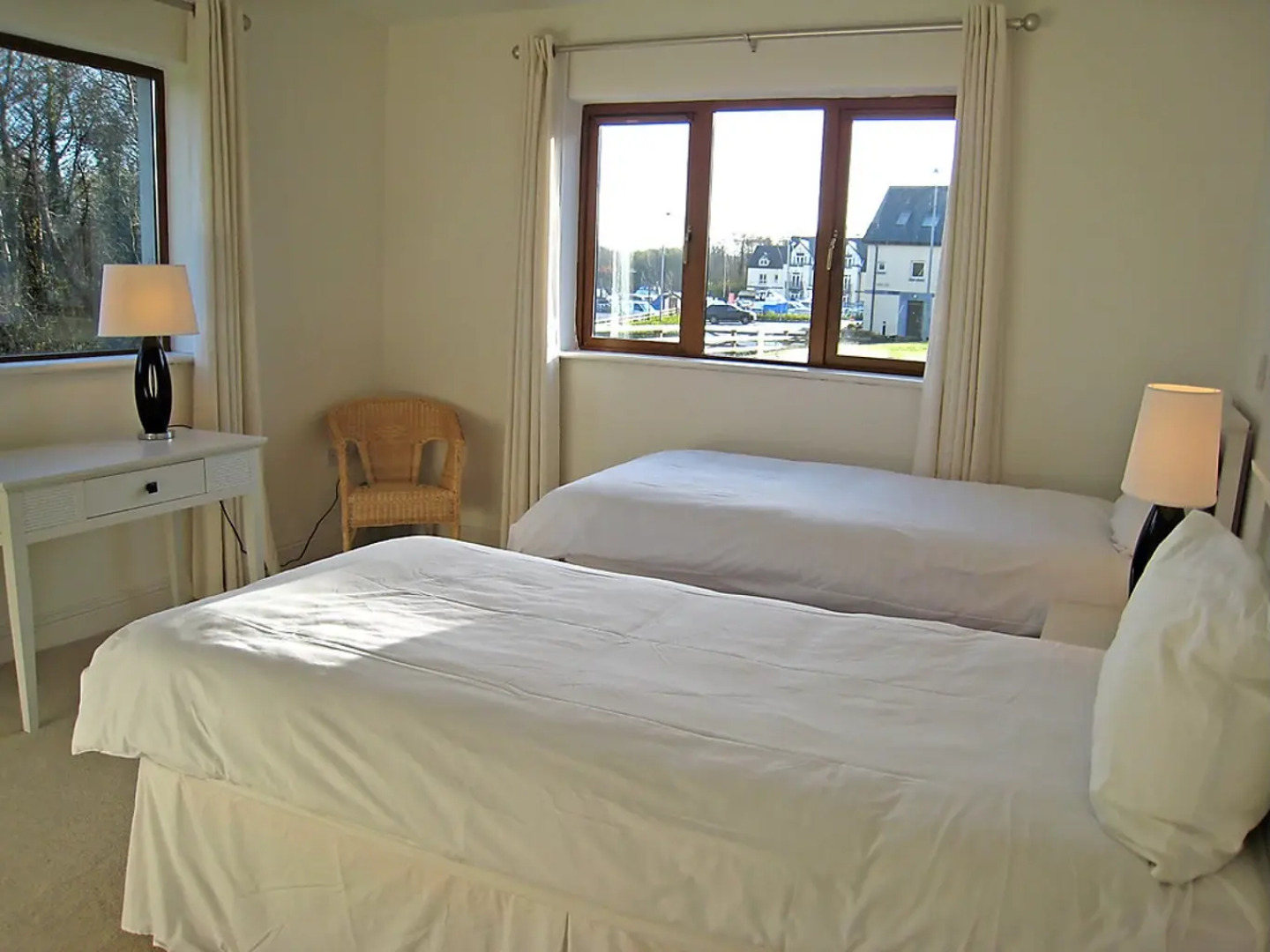 Lakeside Holiday Homes