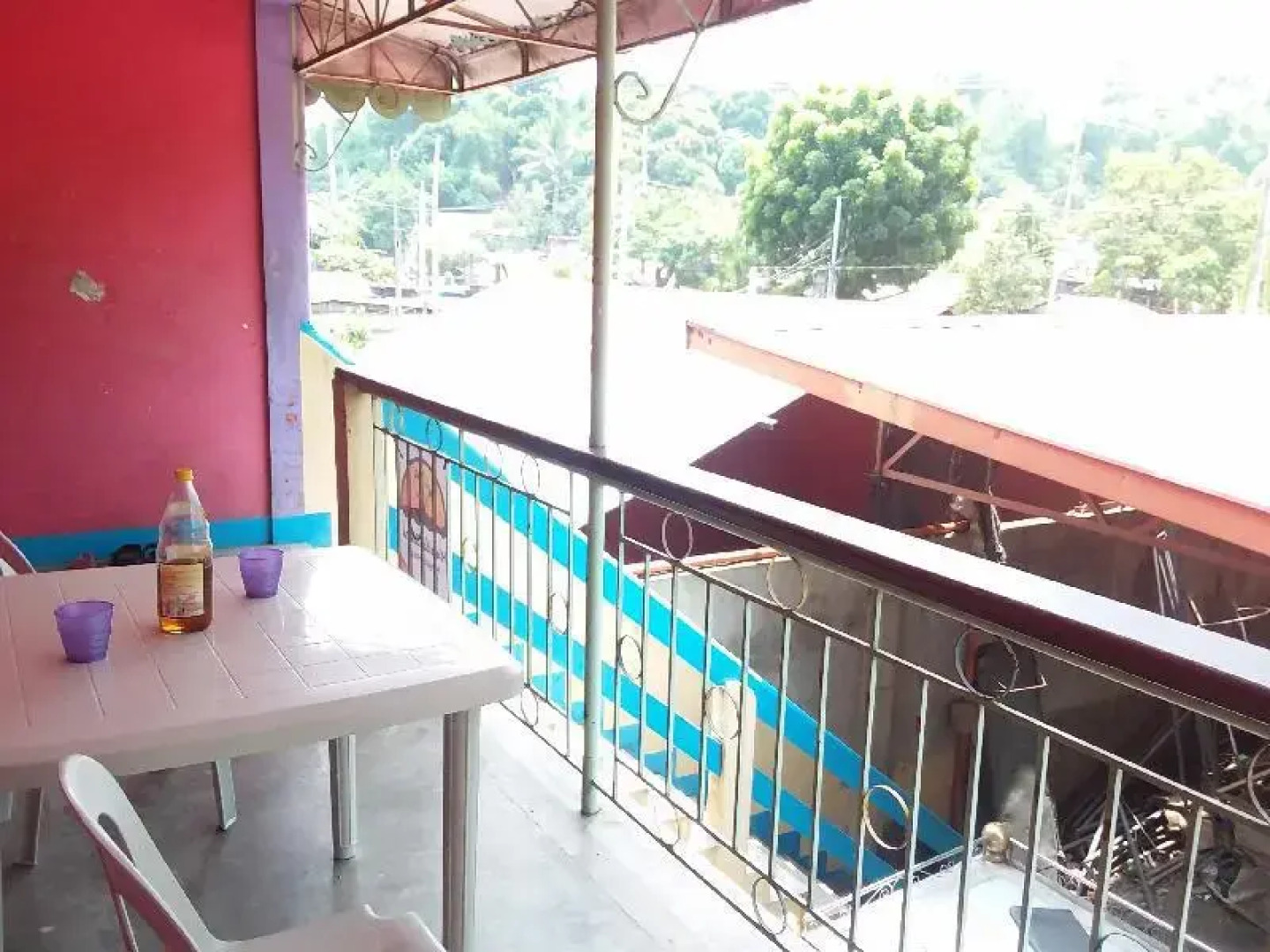 Manila Beach Hangout Hostel