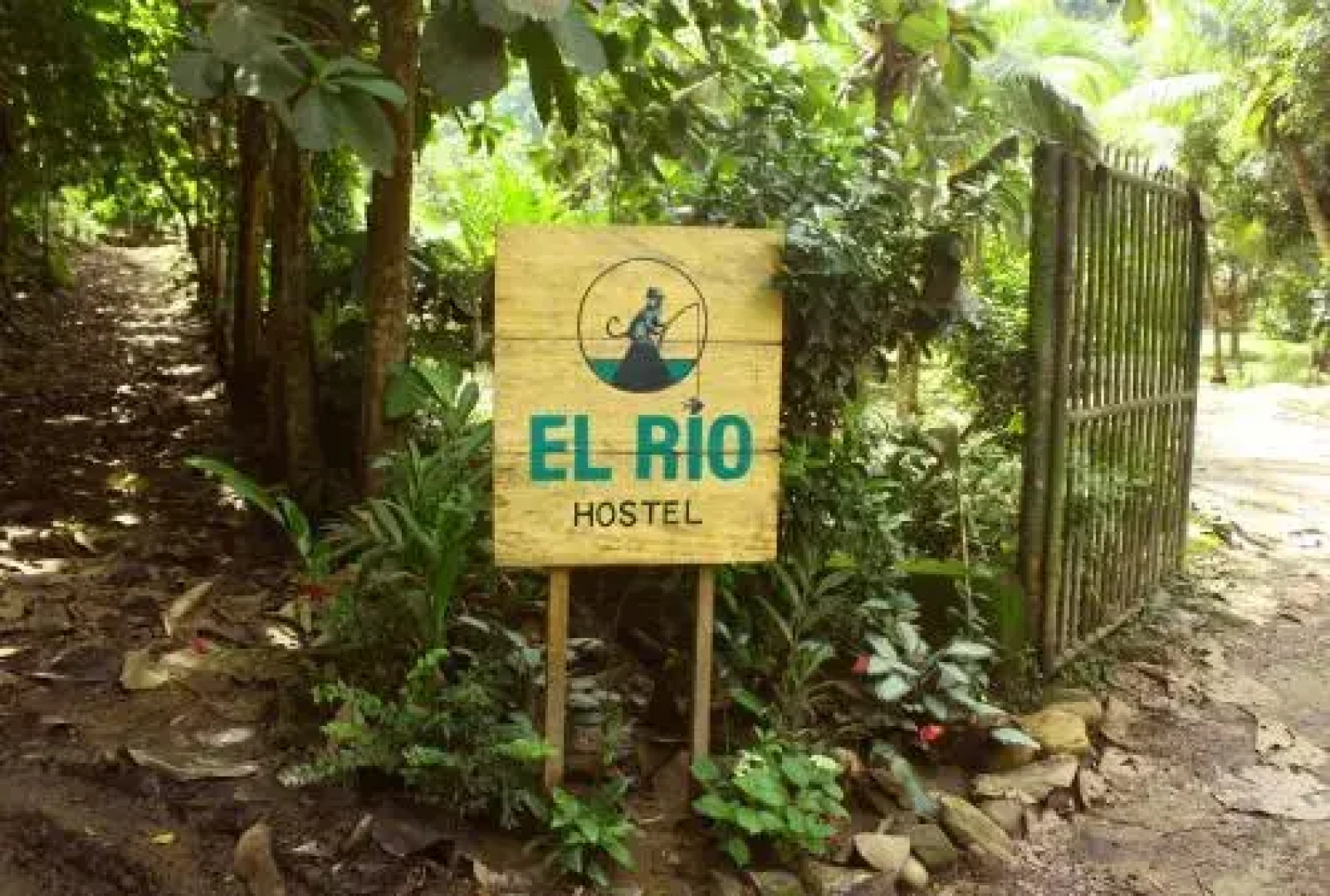 El Rio Hostel