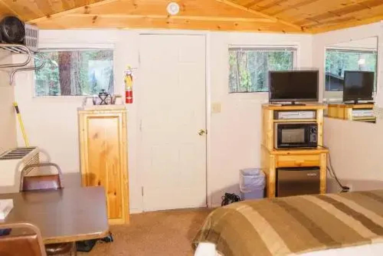 Pinecrest Chalet