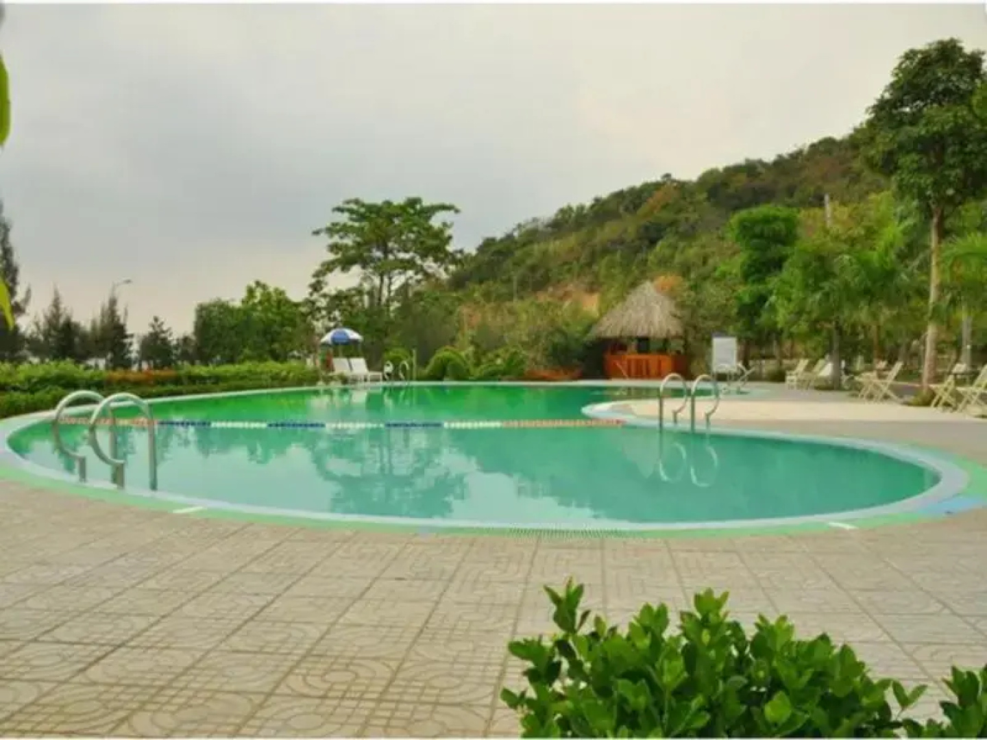 Nui Den Resort