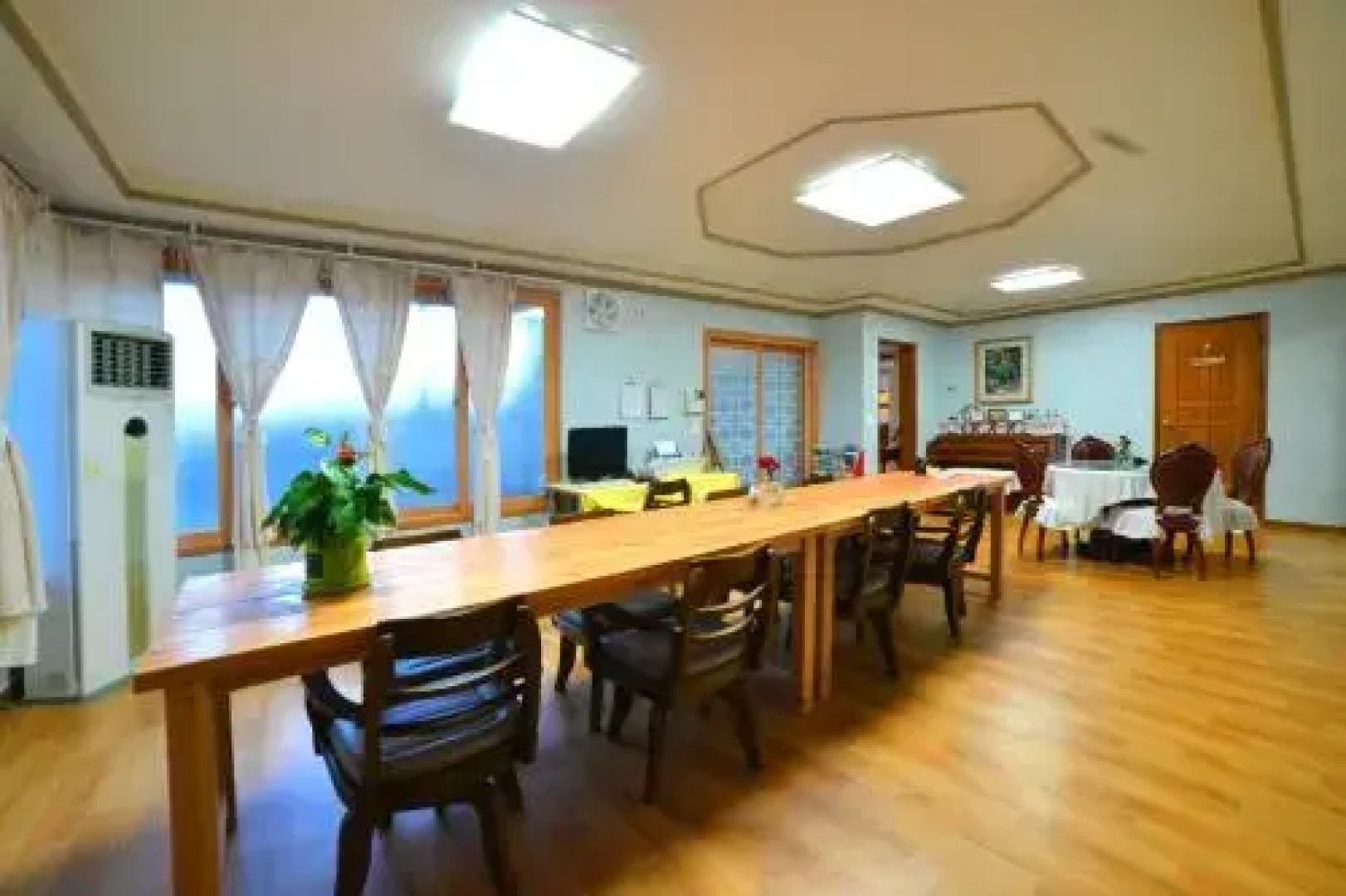 Inthree Gueshouse - Hostel