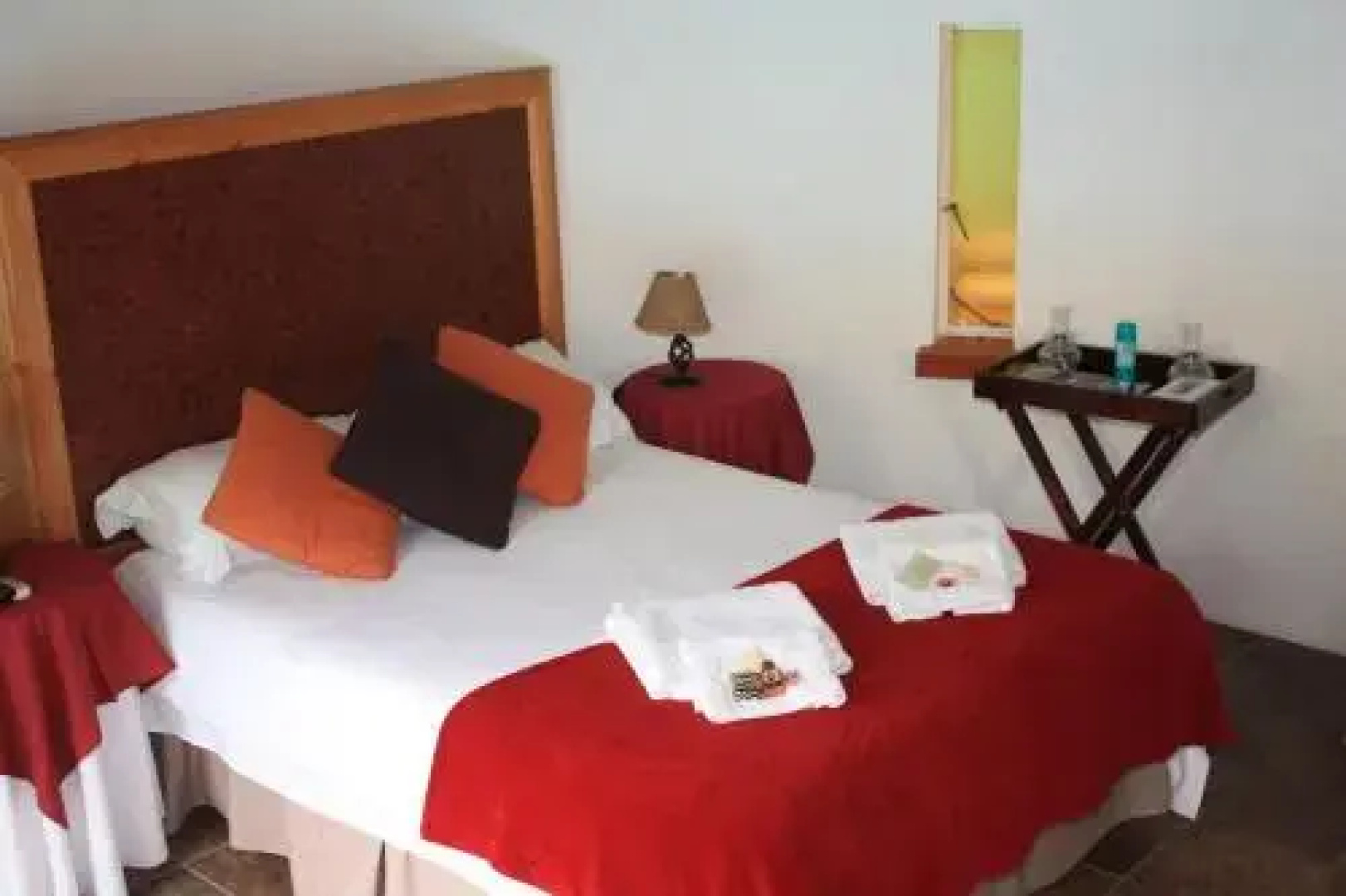 Riverbank Lodge