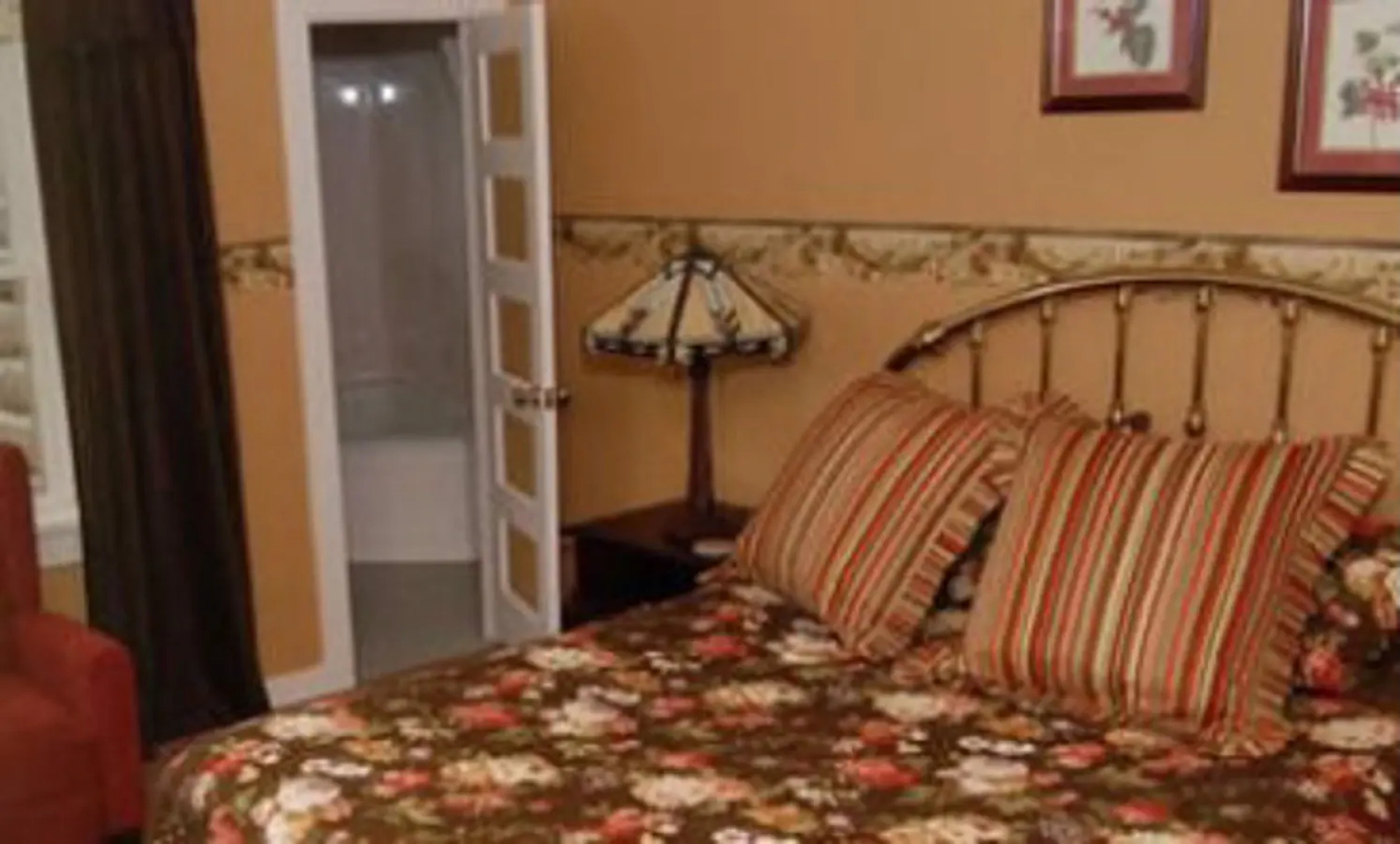 Anniversary Inn Bed & Breakfast