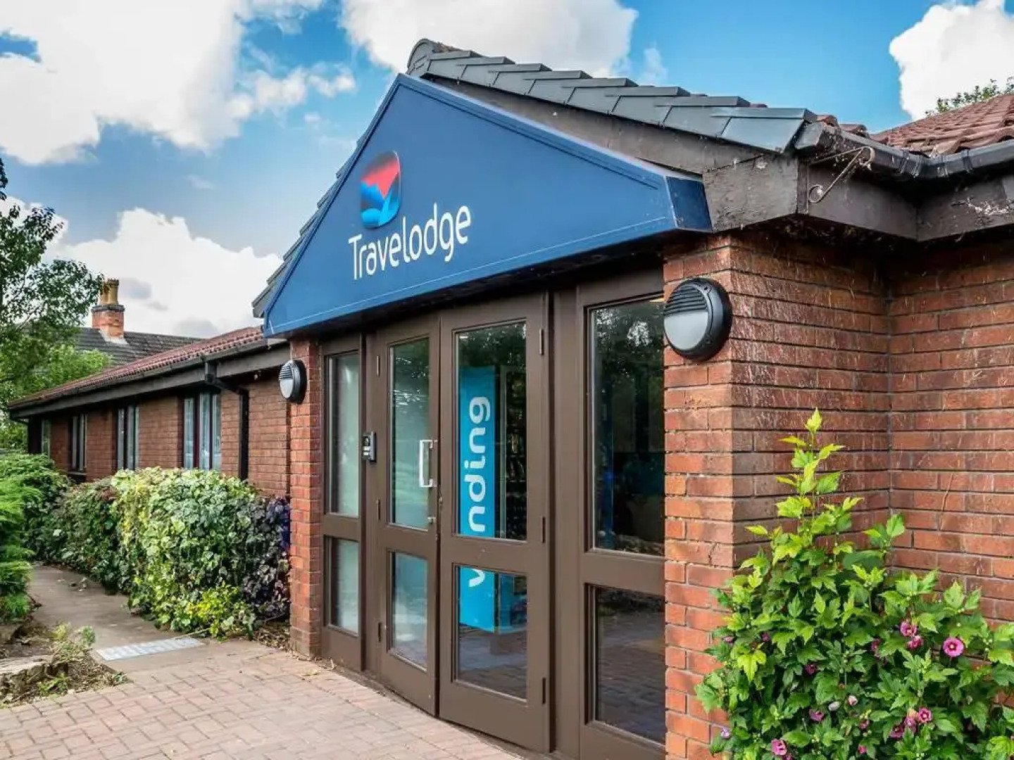 Travelodge Burton A38 Southbound