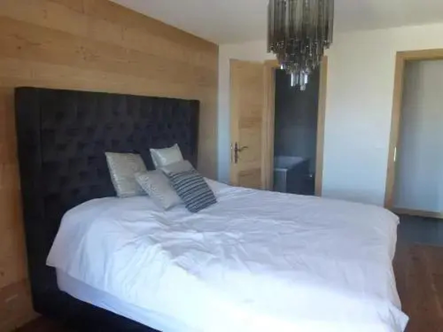 Adele SKI IN & SKI OUT chalet 10 pers